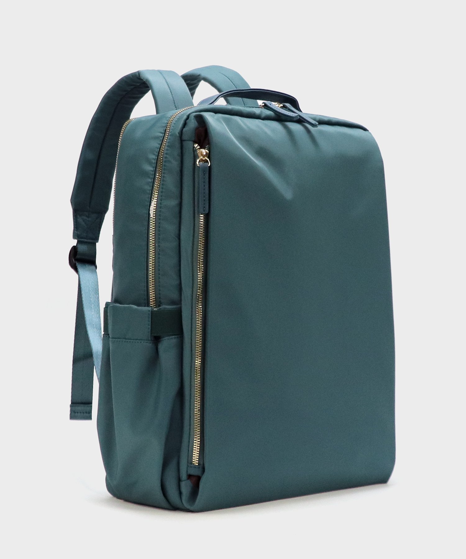 【ユナイテッド ベース/UNITED BASE】の【撥水 / 軽量】多機能 ナイロン バックパック リュック インテリア・キッズ・メンズ・レディースファッション・服の通販 founy(ファニー) 　ファッション　Fashion　レディースファッション　Fashion for Women　バッグ　Bags　クッション　Cushion, Throw Pillow　傘　Umbrella, Parasol　軽量　Lightweight, Ultra Light　ショルダー　Shoulder, Shoulder Strap　シンプル　Simple, Minimal　財布　Wallet, Purse　フェイクレザー　Faux Leather, PU Leather　ポケット　Pocket, Pocket Detail　リュック　Backpack, Rucksack　おすすめ　Recommended / Our Picks　旅行　Travel　ビジネス 仕事 通勤　Business / Work / Commuting　ブルー|ID: prp329100004823441 ipo3291000000035075234