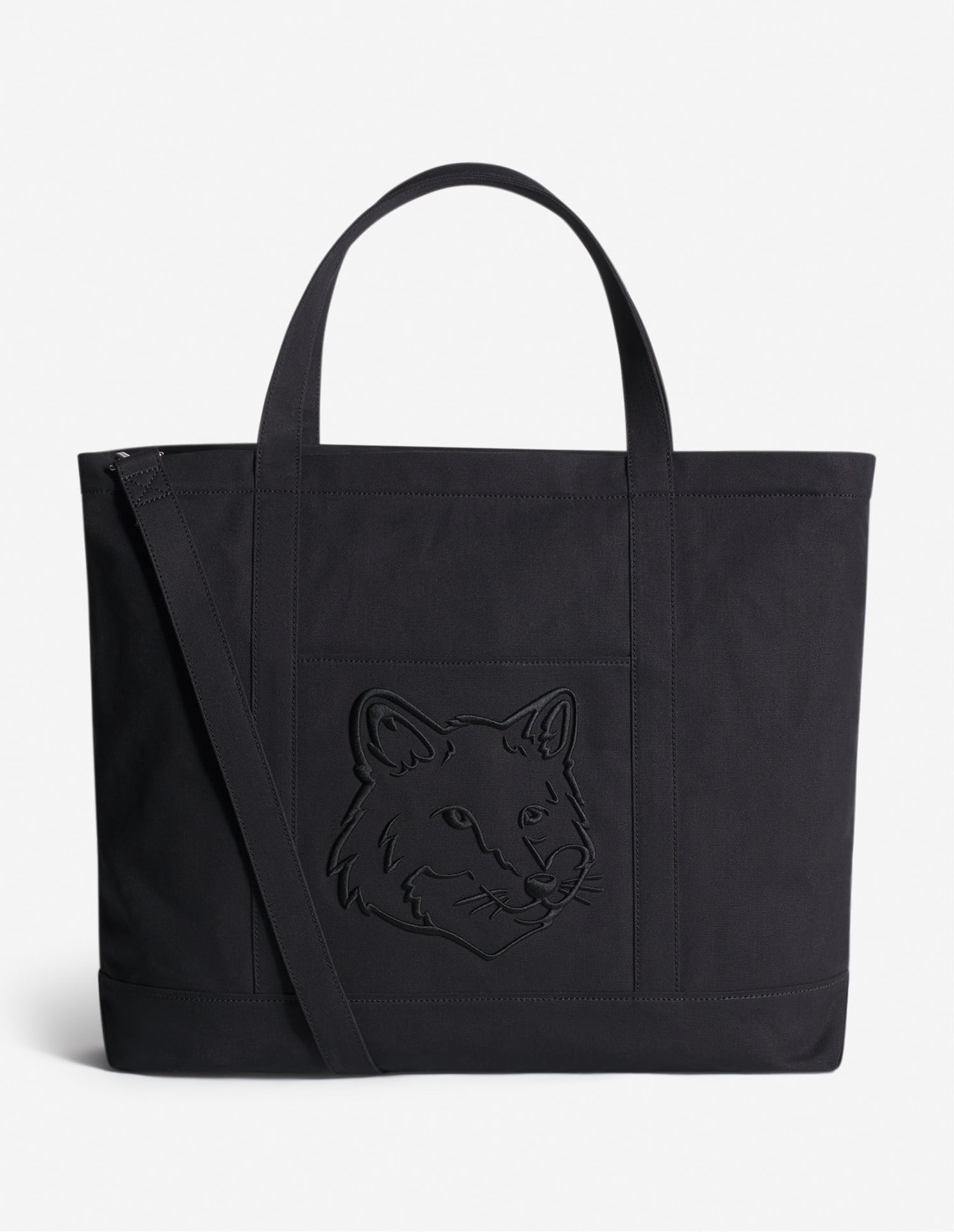 【メゾン キツネ/MAISON KITSUNE】のMaison Kitsune/FOX HEAD XL TOTE インテリア・キッズ・メンズ・レディースファッション・服の通販 founy(ファニー) 　ファッション　Fashion　レディースファッション　Fashion for Women　バッグ　Bags　キャンバス　Canvas, Canvas Fabric　グログラン　Grosgrain, Grosgrain Ribbon　コレクション　Collection, Seasonal Line　ショルダー　Shoulder, Shoulder Strap　スタイリッシュ　Stylish, Fashionable　ツイル　Twist, Twisted Detail　定番　Standard, Basic Item　ハンド　Hand, Handmade　フォックス　Fox, Fox Fur　フロント　Front, Front Design　ポケット　Pocket, Pocket Detail　A/W・秋冬　Autumn/Winter　冬　Winter / This Winter　BLACK|ID: prp329100004823499 ipo3291000000035075984