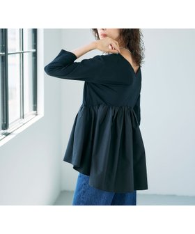 【ノーク/N.O.R.C】のタイプライターペプラムトップス【マルチファンクション】 人気、トレンドファッション・服の通販 founy(ファニー) ファッション Fashion レディースファッション Fashion for Women トップス・カットソー Cut & Sew Tops カットソー Cut and Sewn Top ギャザー Gathered, Ruffled タイプライター Typewriter Fabric, Crisp Cotton デコルテ Décolleté, Neckline 定番 Standard, Basic Item フェミニン Feminine, Girly フォルム Silhouette, Form エレガント 上品 Elegant |ID:prp329100004823531