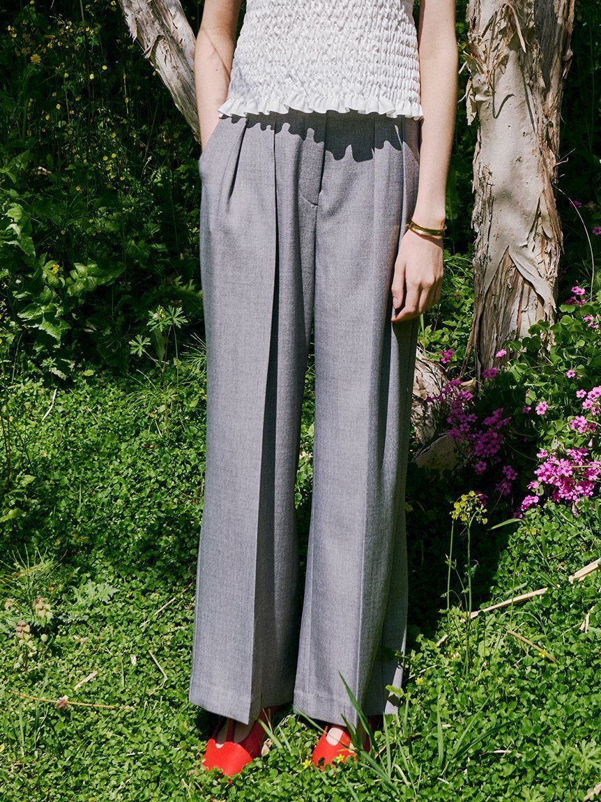 【ミラオーウェン/Mila Owen】のフラップデザイン2タックワイドパンツ インテリア・キッズ・メンズ・レディースファッション・服の通販 founy(ファニー) 　雑誌掲載アイテム　Magazine Picks & Fashion Features　ファッション雑誌　Fashion Magazines　ストーリィ　STORY　ヴェリィ　VERY　オッジ　Oggi　ファッション　Fashion　レディースファッション　Fashion for Women　パンツ　Pants & Trousers　10月号　October Issue　8月号　August Issue, Aug. Edition　9月号　September Issue　オケージョン　Occasion Wear　ストライプ　Stripe, Striped Pattern　スマート　Smart, Elegant　スラックス　Slacks, Dress Pants　センター　Center, Center Line　ダブル　Double, Double-Breasted　フラップ　Flap, Flap Pocket　フロント　Front, Front Design　ポケット　Pocket, Pocket Detail　ワイド　Wide, Wide Fit　人気　Popular, Best Seller　定番　Standard, Basic Item　雑誌　Magazine, Fashion Magazine　MIX[930]|ID: prp329100004823700 ipo3291000000035077861