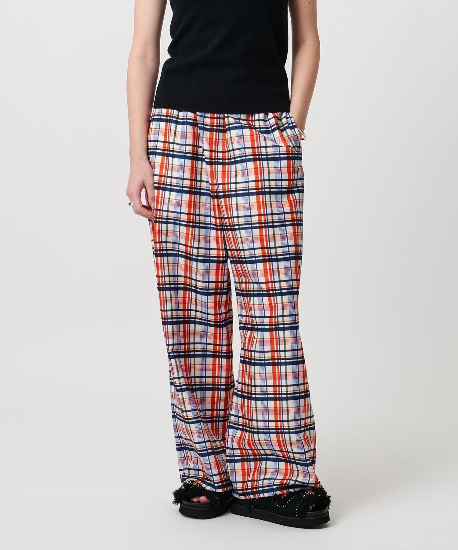 【ユナイテッドアローズ/UNITED ARROWS】のタフタ プリント イージーパンツ -ウォッシャブル- インテリア・キッズ・メンズ・レディースファッション・服の通販 founy(ファニー) 　ファッション　Fashion　レディースファッション　Fashion for Women　パンツ　Pants & Trousers　ウォッシャブル　Machine Washable　秋　Autumn　カットソー　Cut and Sewn Top　シャイニー　Shiny, Glossy Finish　シンプル　Simple, Minimal　タフタ　Taffeta, Structured Fabric　チェック　Check, Plaid, Tartan　バンダナ　Bandana, Head Scarf　プリント　Print, Printed Pattern　別注　Limited Edition, Custom Order　エレガント 上品　Elegant　その他3|ID: prp329100004823734 ipo3291000000035078200