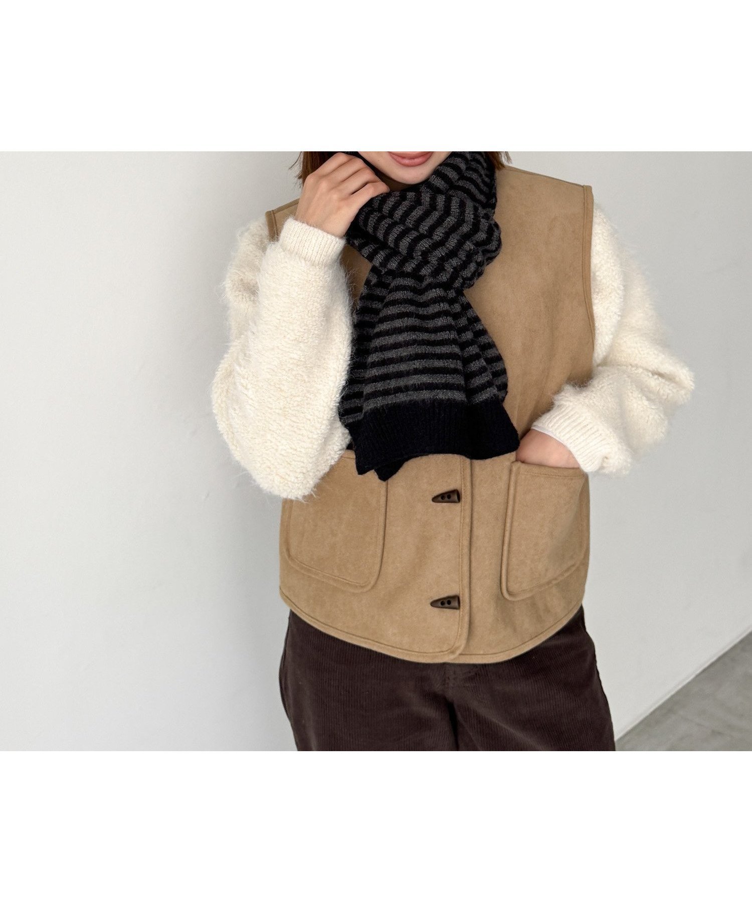 【キャナルジーン/CANAL JEAN】のEl mar ボーダーマフラー インテリア・キッズ・メンズ・レディースファッション・服の通販 founy(ファニー) 　ファッション　Fashion　レディースファッション　Fashion for Women　マフラー・スヌード / 冬小物の定番　Scarves & Mufflers　スマート　Smart, Elegant　ボーダー　Border, Stripe　マフラー　Scarf, Muffler　モノトーン　Monotone, Black and White　冬　Winter / This Winter　おすすめ　Recommended / Our Picks　チャコールグレー|ID: prp329100004823736 ipo3291000000035078203