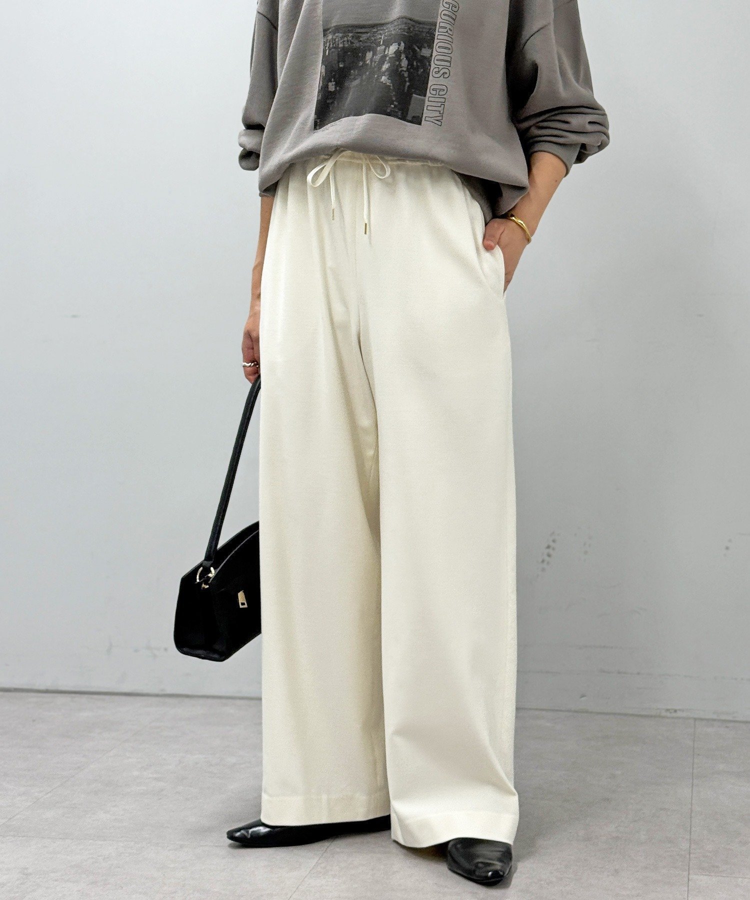 【リヴドロワ/RIVE DROITE】の【真冬まで暖か】両面起毛イージーストレートパンツ インテリア・キッズ・メンズ・レディースファッション・服の通販 founy(ファニー) 　ファッション　Fashion　レディースファッション　Fashion for Women　パンツ　Pants & Trousers　シンプル　Simple, Minimal　ストレート　Straight, Straight Cut　ドローコード　Drawcord, Drawstring Cord　ポケット　Pocket, Pocket Detail　ワイド　Wide, Wide Fit　冬　Winter / This Winter　再入荷　Restock / Back in Stock　おすすめ　Recommended / Our Picks　オフホワイト|ID: prp329100004823742 ipo3291000000035078257