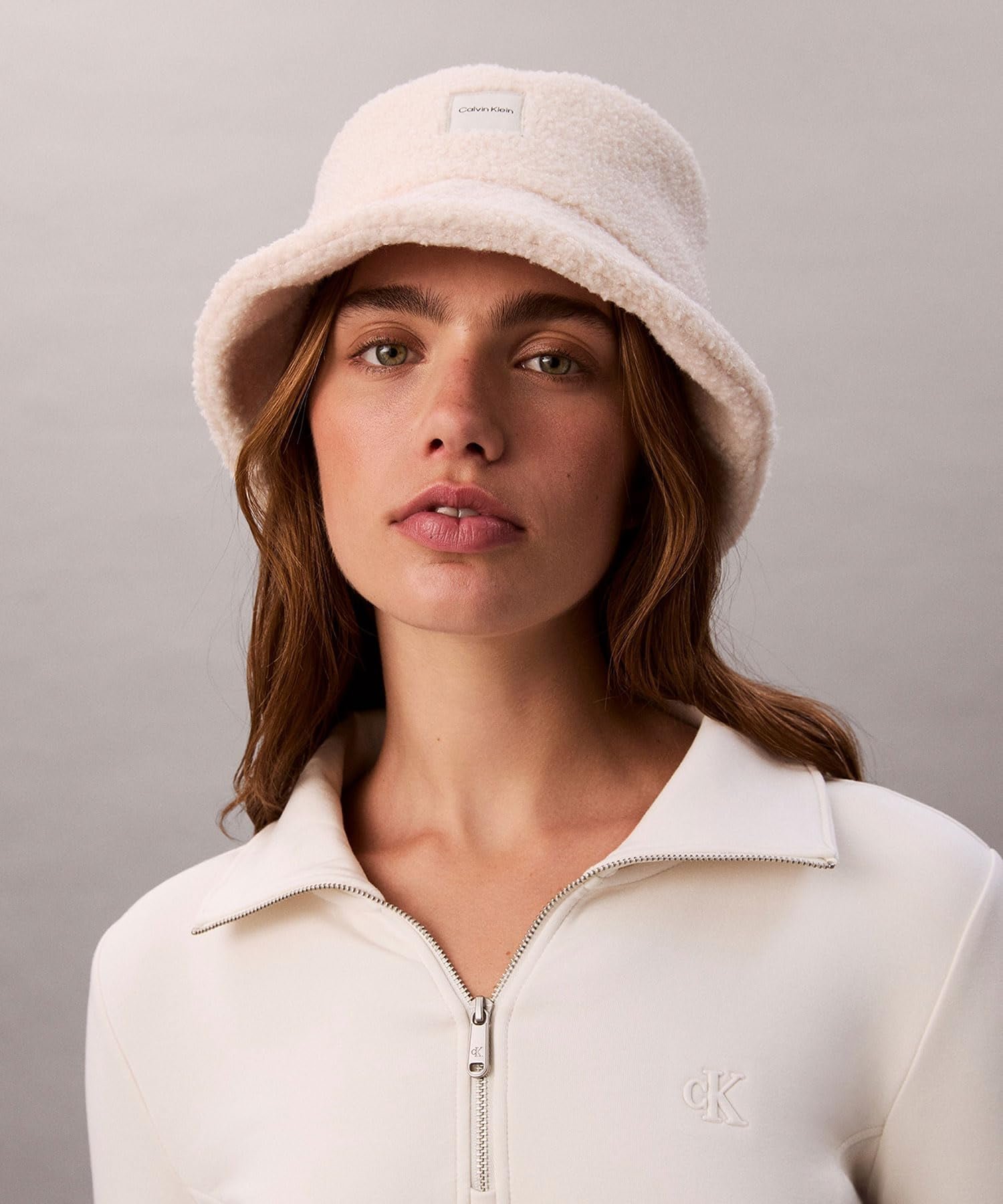 【カルバンクライン/Calvin Klein】の【公式ショップ】 カルバンクライン ハット - ブークレパッチバケットハット Calvin Klein Jeans Accessory 4F5055G 人気、トレンドファッション・服の通販 founy(ファニー) 　ファッション　Fashion　レディースファッション　Fashion for Women　スクエア　Square, Square Shape　パッチ　Patch, Appliqué　 other-1|ID: prp329100004823795 ipo3291000000035078626