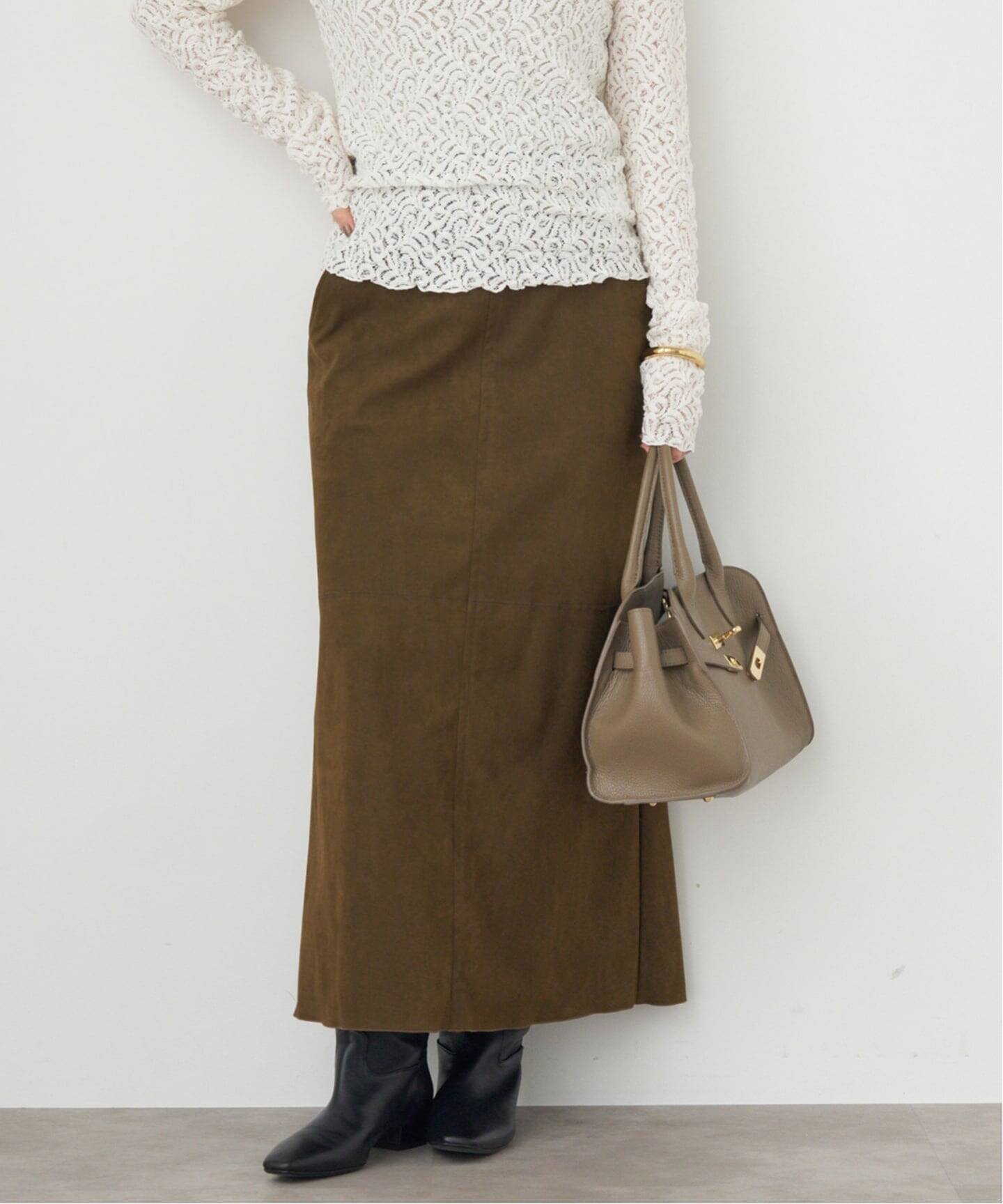 【イエナ/IENA】のフェイクスエードスカート インテリア・キッズ・メンズ・レディースファッション・服の通販 founy(ファニー) ファッション Fashion レディースファッション Fashion for Women スカート Skirts 2025年 2025 2025-2026秋冬・A/W Autumn/Winter 2025–26 AW25–26 エレガント 上品 Elegant シルク Silk, 100% Silk シンプル Simple, Minimal スリット Slit, Slit Detail バランス Balance, Style Balance 軽量 Lightweight, Ultra Light ブラウン|ID: prp329100004823822 ipo3291000000035079025