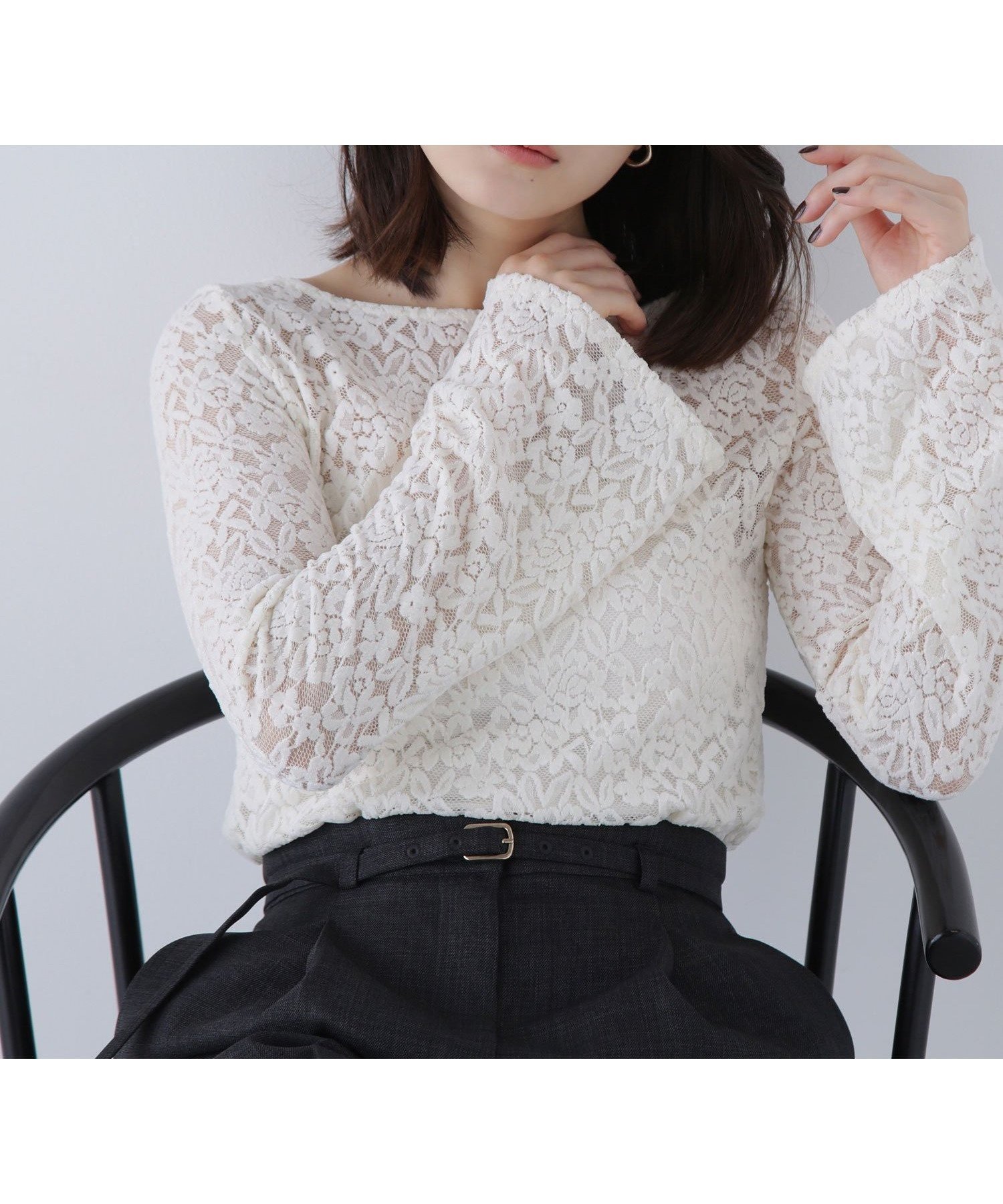 【ナチュラル ビューティー ベーシック/NATURAL BEAUTY BASIC】のモールレーストップス インテリア・キッズ・メンズ・レディースファッション・服の通販 founy(ファニー) 　ファッション　Fashion　レディースファッション　Fashion for Women　トップス・カットソー　Cut & Sew Tops　インナー　Innerwear　コンパクト　Compact, Small Size　スリーブ　Sleeve, Long Sleeve / Short Sleeve　ダウン　Down, Puffer　デニム　Denim, Jeans Material　トレンド　Trend, Trending Now　フレア　Flare, Flared　レース　Lace, Lace Fabric　オフホワイト1|ID: prp329100004823872 ipo3291000000035079614