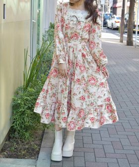 【アクシーズファム/axes femme】のブルームフラワー柄ワンピース 人気、トレンドファッション・服の通販 founy(ファニー) ファッション Fashion レディースファッション Fashion for Women ワンピース Dresses おすすめ Recommended / Our Picks アクセサリー Fashion Accessories インナー Innerwear デコルテ Décolleté, Neckline フロント Front, Front Design プリント Print, Printed Pattern リボン Ribbon, Bow レース Lace, Lace Fabric 春 Spring |ID:prp329100004823922