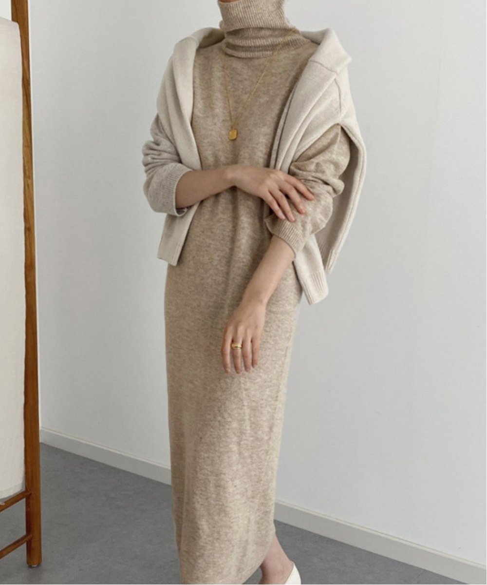 【ミニミニストア/miniministore】のタートルネックニットワンピース 韓国風 インテリア・キッズ・メンズ・レディースファッション・服の通販 founy(ファニー) 　ファッション　Fashion　レディースファッション　Fashion for Women　ワンピース　Dresses　ニットワンピース　Knit Dresses　アクリル　Acrylic Material　シンプル　Simple, Minimal　長袖　Long Sleeve, Full Sleeve　ハイネック　High Neck, Mock Neck　フェミニン　Feminine, Girly　無地　Plain, Solid Color　ロング　Long, Long-Length　エレガント 上品　Elegant　ベージュ|ID: prp329100004823946 ipo3291000000035080507
