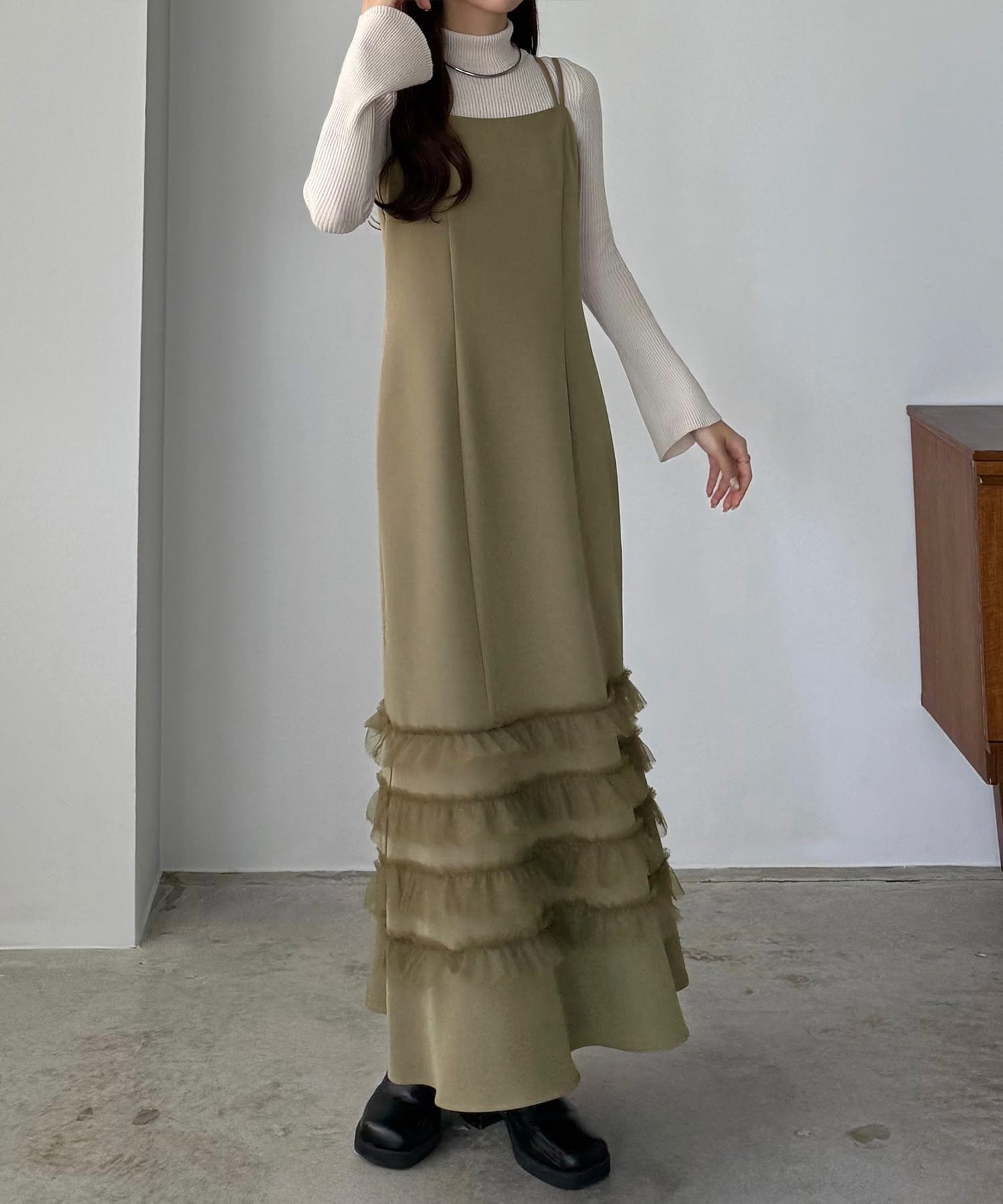 【ジュノア/JUNOAH】のcallautia 裾チュールフリルキャミワンピース(裏地なし) インテリア・キッズ・メンズ・レディースファッション・服の通販 founy(ファニー) 　ファッション　Fashion　レディースファッション　Fashion for Women　ワンピース　Dresses　キャミソールワンピース　Camisole Dresses　ダークベージュ|ID: prp329100004824005 ipo3291000000035081258