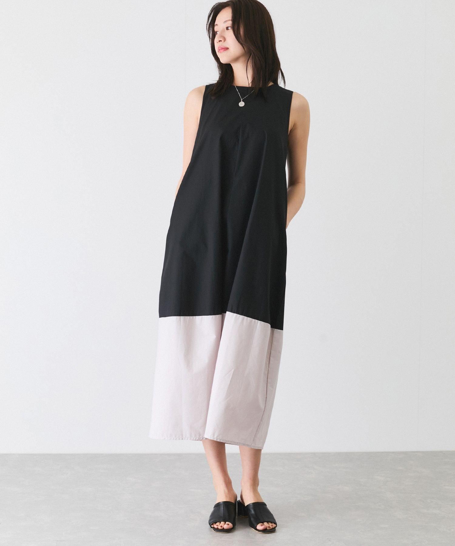 【ジャイロ/JAYRO】のバイカラーノースリーブワンピース 人気、トレンドファッション・服の通販 founy(ファニー) 　ファッション　Fashion　レディースファッション　Fashion for Women　ワンピース　Dresses　春　Spring　カーディガン　Cardigan, Knitwear　キャップ　Cap, Baseball Cap　スニーカー　Sneakers, Trainers　デニム　Denim, Jeans Material　定番　Standard, Basic Item　ノースリーブ　Sleeveless, No-Sleeve　人気　Popular, Best Seller　ポケット　Pocket, Pocket Detail　ロング　Long, Long-Length　S/S・春夏　SS, Spring/Summer, Warm Season　おすすめ　Recommended / Our Picks　夏　Summer　旅行　Travel　 other-1|ID: prp329100004824016 ipo3291000000035081366