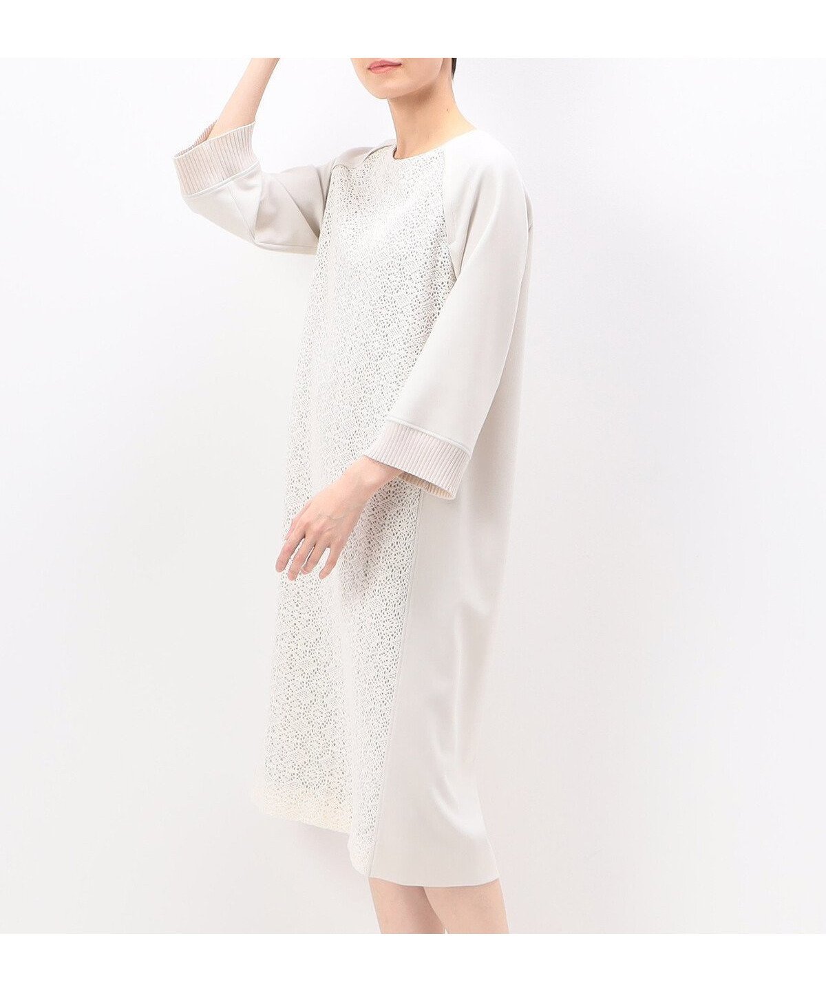 【コムサ/COMME CA】のクラフティーレース ラグランスリーブドレス インテリア・キッズ・メンズ・レディースファッション・服の通販 founy(ファニー) ファッション Fashion レディースファッション Fashion for Women ワンピース Dresses フォーマル・パーティードレス・結婚式用ドレス Elegant & Casual Dresses 春 Spring クラシカル Classical, Vintage-Inspired ジャケット Jacket, Outerwear ストレッチ Stretch, Stretchy Fabric スリーブ Sleeve, Long Sleeve / Short Sleeve ダブル Double, Double-Breasted ドレス Dress, One-Piece 手編み Hand-Knitted, Handmade Knit ファブリック Fabric, Textile フェミニン Feminine, Girly ミックス Mix, Mixed Style リブニット Rib Knit, Ribbed Knit リラックス Relax, Relaxed Fit レース Lace, Lace Fabric 冬 Winter / This Winter エレガント 上品 Elegant 年末年始 Year-end and New Year Holidays 02:オフホワイト|ID: prp329100004824023 ipo3291000000035081419