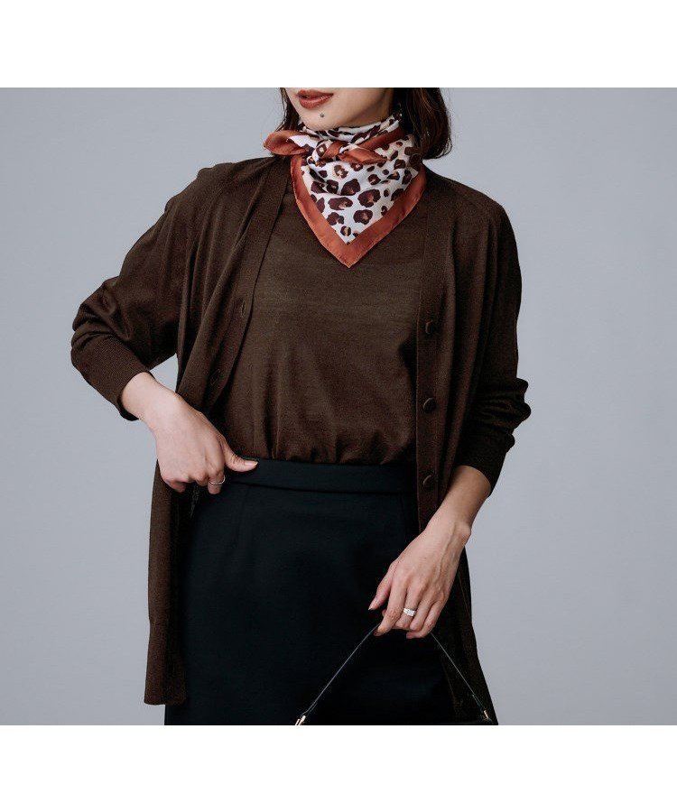 【アンタイトル/UNTITLED】の【アンサンブル可/洗える/Vネック】ウールシルクカーディガン インテリア・キッズ・メンズ・レディースファッション・服の通販 founy(ファニー) 　ファッション　Fashion　レディースファッション　Fashion for Women　トップス・カットソー　Cut & Sew Tops　カーディガン・羽織り　Layered Style Cardigans　アンサンブルニット　Knit Ensembles & Twin Sets　Vネックトップス　V-Neck Tops / V-Cut Neckline Shirts　アンサンブル　Ensemble Set　洗える　Machine Washable　カーディガン　Cardigan, Knitwear　シルク　Silk, 100% Silk　シンプル　Simple, Minimal　スタイリッシュ　Stylish, Fashionable　ストレート　Straight, Straight Cut　スマート　Smart, Elegant　デニム　Denim, Jeans Material　バルーン　Balloon, Balloon Silhouette　パール　Pearl, Pearl Accent　ボトム　Bottoms, Lower Wear　ミックス　Mix, Mixed Style　おすすめ　Recommended / Our Picks　ブラウン|ID: prp329100004824068 ipo3291000000035081890