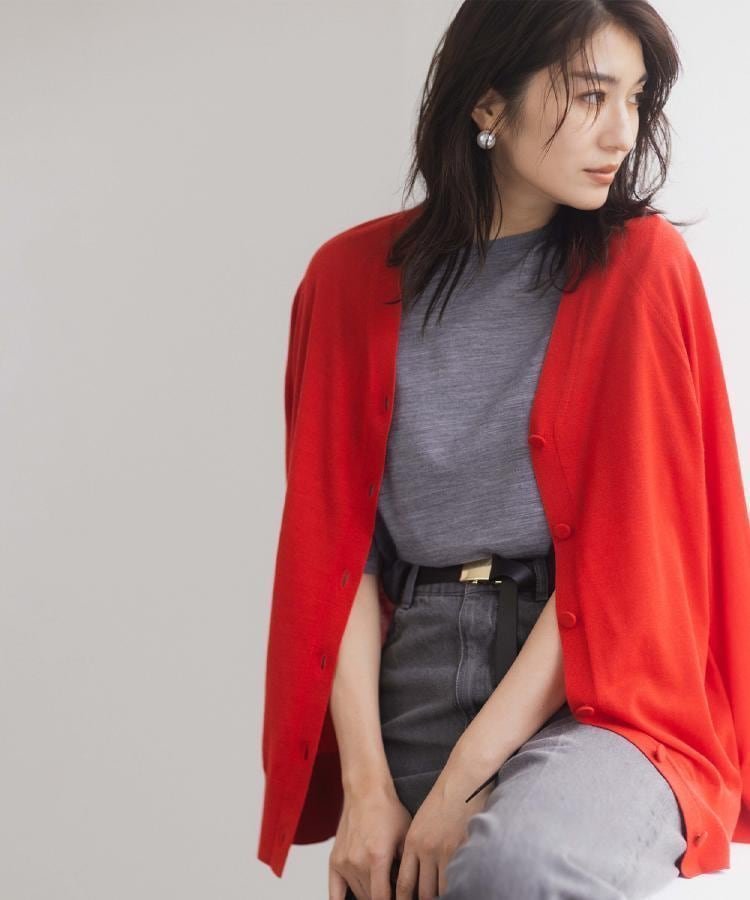 【アンタイトル/UNTITLED】の【アンサンブル可/洗える/Vネック】ウールシルクカーディガン インテリア・キッズ・メンズ・レディースファッション・服の通販 founy(ファニー) 　ファッション　Fashion　レディースファッション　Fashion for Women　トップス・カットソー　Cut & Sew Tops　カーディガン・羽織り　Layered Style Cardigans　アンサンブルニット　Knit Ensembles & Twin Sets　Vネックトップス　V-Neck Tops / V-Cut Neckline Shirts　アンサンブル　Ensemble Set　洗える　Machine Washable　カーディガン　Cardigan, Knitwear　シルク　Silk, 100% Silk　シンプル　Simple, Minimal　スタイリッシュ　Stylish, Fashionable　ストレート　Straight, Straight Cut　スマート　Smart, Elegant　デニム　Denim, Jeans Material　バルーン　Balloon, Balloon Silhouette　パール　Pearl, Pearl Accent　ボトム　Bottoms, Lower Wear　ミックス　Mix, Mixed Style　おすすめ　Recommended / Our Picks　レッド|ID: prp329100004824068 ipo3291000000035081891