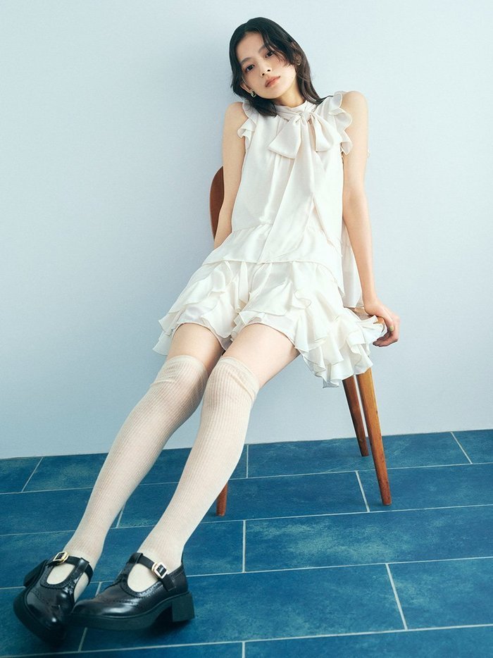 【リリーブラウン/Lily Brown】のドレープフリルセットアップ インテリア・キッズ・メンズ・レディースファッション・服の通販 founy(ファニー) https://founy.com/ ファッション Fashion レディースファッション Fashion for Women セットアップ Matching Sets 今季 This Season, Current Season シアー Sheer, See-Through ショート Short, Short Length スウェット / スエット Sweatshirt, Sweatwear スマート Smart, Elegant セットアップ Set-Up, Coordinated Outfit デニム Denim, Jeans Material ドレープ Drape, Draping Fabric フレア Flare, Flared ボヘミアン Bohemian, Ethnic Style ラッフル Ruffle, Frill おすすめ Recommended / Our Picks |ID: prp329100004824081 ipo3291000000035082001