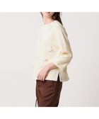 【ユナイテッドアローズ/UNITED ARROWS】のBROCHE フラワーモチーフ ニット 人気、トレンドファッション・服の通販 founy(ファニー) ファッション Fashion レディースファッション Fashion for Women トップス・カットソー Cut & Sew Tops ニット Knit Tops & Sweaters 花柄・フラワープリント・モチーフ Floral Prints & Motifs / Flower Pattern Tops おすすめ Recommended / Our Picks かぎ針 Crochet とろみ Fluid, Flowy Fabric オーガンジー Organza Fabric ショルダー Shoulder, Shoulder Strap スリット Slit, Slit Detail タイトスカート Pencil Skirt, Tight Skirt ドロップ Drop Shoulder, Dropped Style フラワー Flower, Floral モチーフ Motif, Design Theme リラックス Relax, Relaxed Fit thumbnail OFF WHITE|ID: prp329100004824099 ipo3291000000035082185