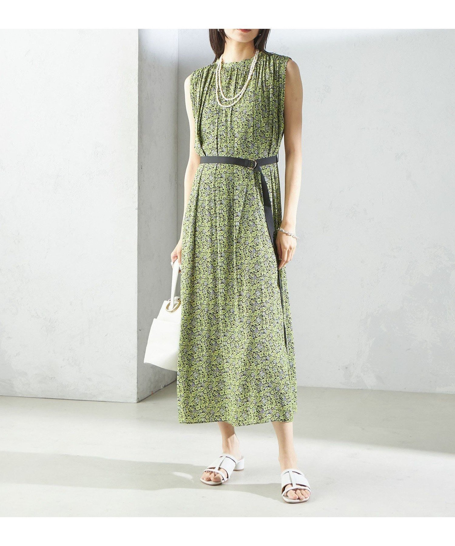 【シップス フォー ウィメン/SHIPS】の手洗い可能 割繊 フラワー プリント ノースリーブ ワンピース インテリア・キッズ・メンズ・レディースファッション・服の通販 founy(ファニー) 　ファッション　Fashion　レディースファッション　Fashion for Women　ワンピース　Dresses　イエロー　Yellow　オケージョン　Occasion Wear　カーディガン　Cardigan, Knitwear　ギャザー　Gathered, Ruffled　ジャケット　Jacket, Outerwear　ドレープ　Drape, Draping Fabric　ノースリーブ　Sleeveless, No-Sleeve　フラワー　Flower, Floral　ブルゾン　Blouson, Bomber Jacket　プリント　Print, Printed Pattern　ロング　Long, Long-Length　イエロー系|ID: prp329100004824100 ipo3291000000035082192