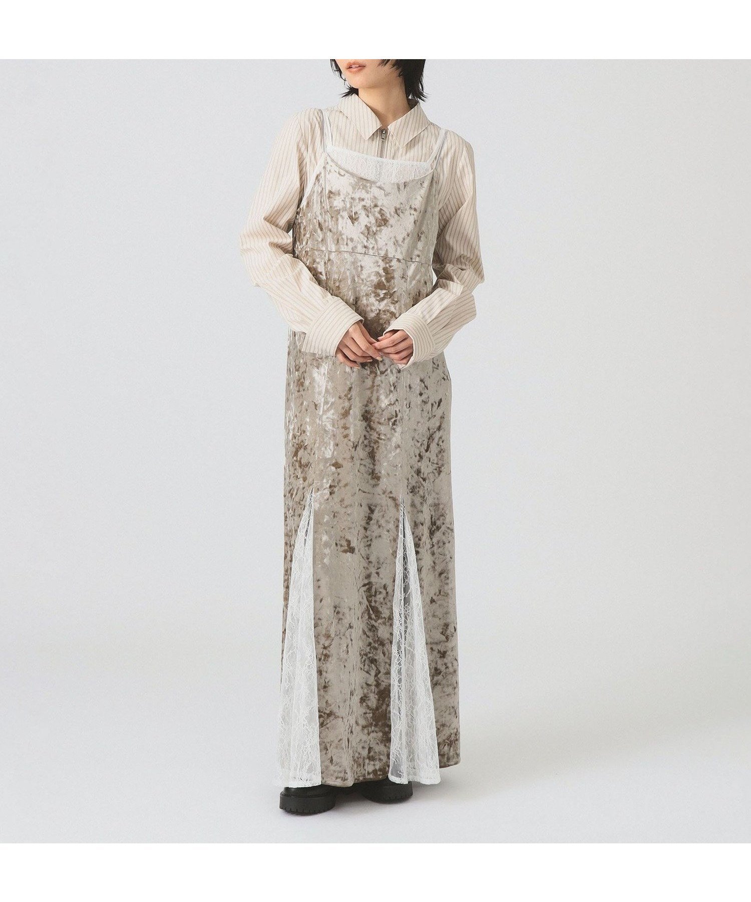 【ビームス ウイメン/BEAMS】のベロア レース レイヤー ワンピース 人気、トレンドファッション・服の通販 founy(ファニー) 　ファッション　Fashion　レディースファッション　Fashion for Women　ワンピース　Dresses　エレガント 上品　Elegant　オケージョン　Occasion Wear　クラッシュ　Distressed, Crashed Style　ストレート　Straight, Straight Cut　フレア　Flare, Flared　ベロア　Velour, Soft Velvet　リボン　Ribbon, Bow　レース　Lace, Lace Fabric　結婚式　Wedding　 other-1|ID: prp329100004824115 ipo3291000000035082294