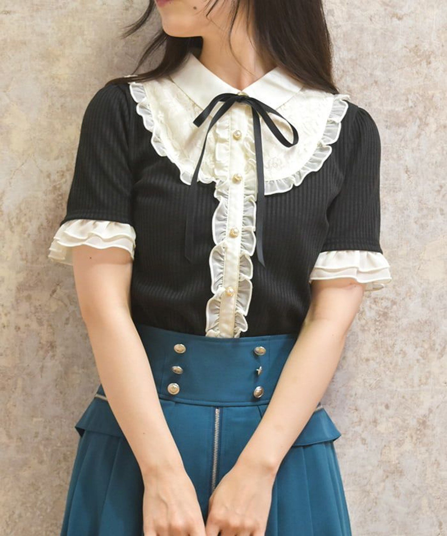 【アクシーズファム/axes femme】の襟付きブロッキングリブプルオーバー インテリア・キッズ・メンズ・レディースファッション・服の通販 founy(ファニー) 　ファッション　Fashion　レディースファッション　Fashion for Women　トップス・カットソー　Cut & Sew Tops　カジュアルプルオーバー・ニットトップス　Pullovers & Knit Tops / Casual Pullovers　おすすめ　Recommended / Our Picks　シフォン　Chiffon, Lightweight Fabric　フリル　Frill, Ruffle　ブロッキング　Color Blocking, Panel Design　夏　Summer　黒|ID: prp329100004824152 ipo3291000000035082717