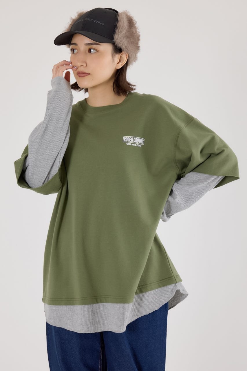 【ロデオクラウンズワイドボウル/RODEO CROWNS WIDE BOWL】のルーズレイヤードライクスウェットトップス インテリア・キッズ・メンズ・レディースファッション・服の通販 founy(ファニー) ファッション Fashion レディースファッション Fashion for Women トップス・カットソー Cut & Sew Tops レディースパーカー・カジュアルフーディー Casual Hoodies & Sweatshirts スウェット・クルーネックトップス Sweatshirts & Crewnecks / Relaxed Fit Sweat Tops おすすめ Recommended / Our Picks カーゴパンツ Cargo Pants, Utility Pants スウェット / スエット Sweatshirt, Sweatwear パッチ Patch, Appliqué プリント Print, Printed Pattern ルーズ Loose, Oversized ワッフル Waffle, Waffle Knit 半袖 Short Sleeve, Half Sleeve KHA|ID: prp329100004824159 ipo3291000000035082789