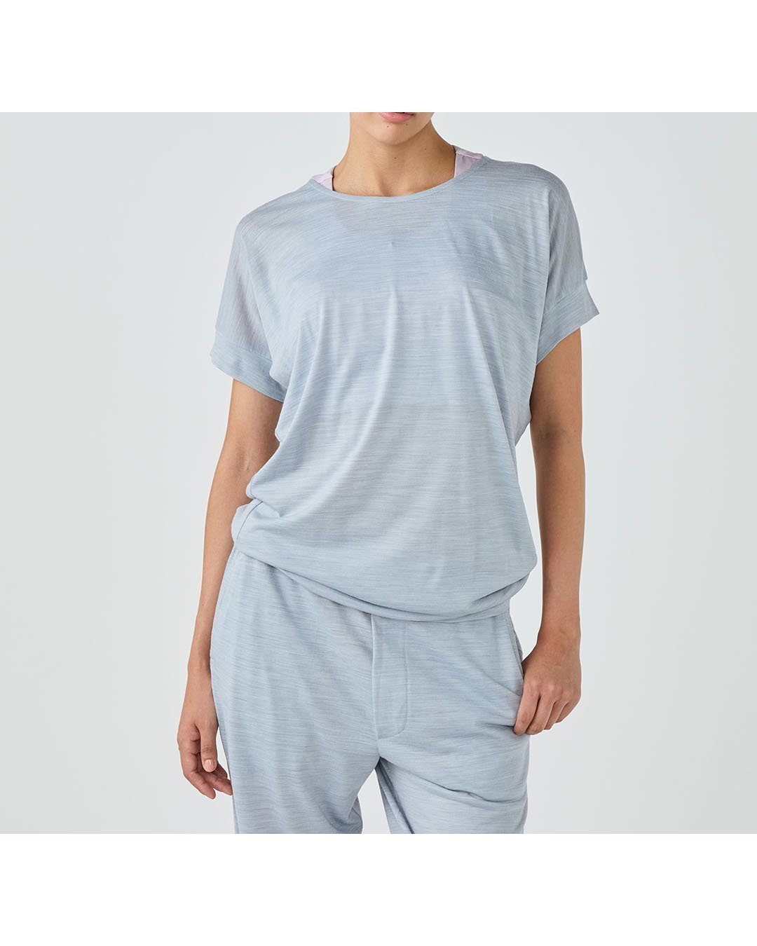 【エスエヌ スーパーナチュラル/sn super.natural】のフロー ルーズ Tシャツ ヨガ ピラティス インテリア・キッズ・メンズ・レディースファッション・服の通販 founy(ファニー) ファッション Fashion レディースファッション Fashion for Women トップス・カットソー Cut & Sew Tops シャツ・ブラウス・オフィスカジュアル Elegant Blouses & Button-Ups ロングTシャツ・Tシャツ Longline T-Shirts & Tees アウトドア Outdoor Clothing 抗菌 Antibacterial, Bacteria-Resistant 定番 Standard, Basic Item ヨガ Yoga, Yoga Wear リラックス Relax, Relaxed Fit ルーズ Loose, Oversized ワーク Workwear, Utility Style おすすめ Recommended / Our Picks Sky Grey|ID: prp329100004824198 ipo3291000000035083228