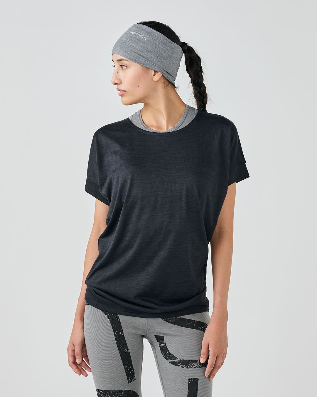 【エスエヌ スーパーナチュラル/sn super.natural】のフロー ルーズ Tシャツ ヨガ ピラティス インテリア・キッズ・メンズ・レディースファッション・服の通販 founy(ファニー) ファッション Fashion レディースファッション Fashion for Women トップス・カットソー Cut & Sew Tops シャツ・ブラウス・オフィスカジュアル Elegant Blouses & Button-Ups ロングTシャツ・Tシャツ Longline T-Shirts & Tees アウトドア Outdoor Clothing 抗菌 Antibacterial, Bacteria-Resistant 定番 Standard, Basic Item ヨガ Yoga, Yoga Wear リラックス Relax, Relaxed Fit ルーズ Loose, Oversized ワーク Workwear, Utility Style おすすめ Recommended / Our Picks Jet Black Melange|ID: prp329100004824198 ipo3291000000035083231