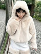 【リリーブラウン/Lily Brown】のスノーマンプルオーバートップス 人気、トレンドファッション・服の通販 founy(ファニー) ファッション Fashion レディースファッション Fashion for Women トップス・カットソー Cut & Sew Tops カジュアルプルオーバー・ニットトップス Pullovers & Knit Tops / Casual Pullovers ウォーム Warm Fabric スマート Smart, Elegant バランス Balance, Style Balance フェイクファー Faux Fur, Imitation Fur リュクス Luxury, Elegant, High-End, Chic thumbnail BEG[037]|ID: prp329100004824201 ipo3291000000035083263
