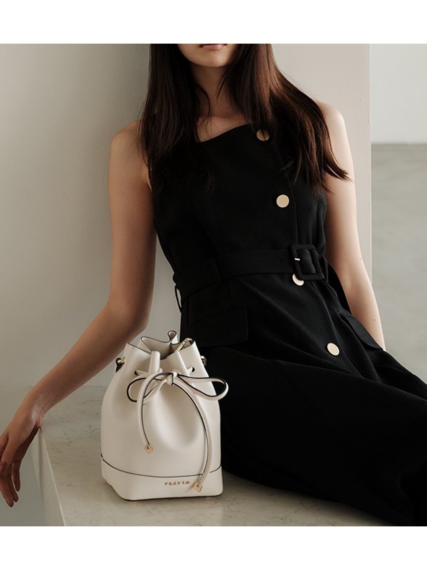 【フレイ アイディー/FRAY I.D】のリボンバッグ インテリア・キッズ・メンズ・レディースファッション・服の通販 founy(ファニー) 　ファッション　Fashion　レディースファッション　Fashion for Women　バッグ　Bags　キャンバス　Canvas, Canvas Fabric　コンパクト　Compact, Small Size　巾着　Drawstring Bag, Kinchaku　ショルダー　Shoulder, Shoulder Strap　スタイリッシュ　Stylish, Fashionable　スマート　Smart, Elegant　ドローストリング　Drawstring, Pull Cord　定番　Standard, Basic Item　人気　Popular, Best Seller　ポケット　Pocket, Pocket Detail　マグネット　Magnet, Magnetic Closure　リボン　Ribbon, Bow　エレガント 上品　Elegant　WHT[001]|ID: prp329100004824271 ipo3291000000035084680