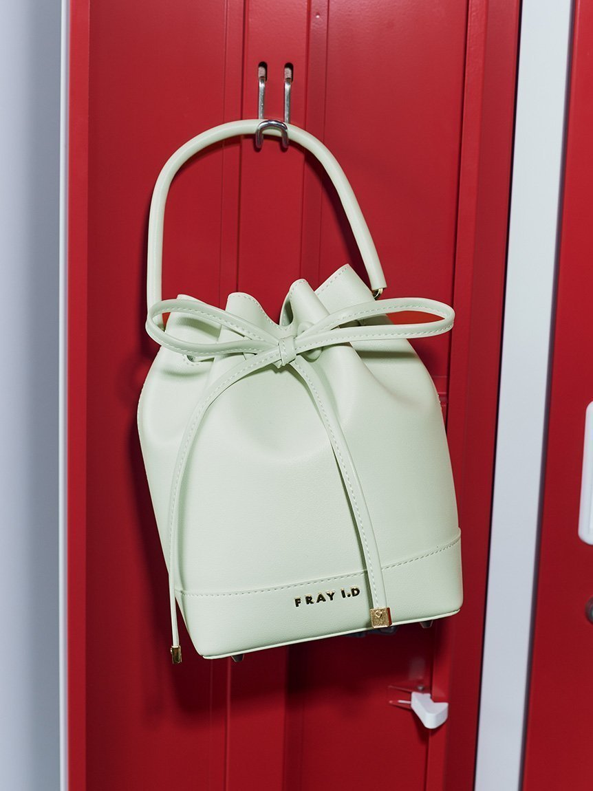 【フレイ アイディー/FRAY I.D】のリボンバッグ インテリア・キッズ・メンズ・レディースファッション・服の通販 founy(ファニー) 　ファッション　Fashion　レディースファッション　Fashion for Women　バッグ　Bags　キャンバス　Canvas, Canvas Fabric　コンパクト　Compact, Small Size　巾着　Drawstring Bag, Kinchaku　ショルダー　Shoulder, Shoulder Strap　スタイリッシュ　Stylish, Fashionable　スマート　Smart, Elegant　ドローストリング　Drawstring, Pull Cord　定番　Standard, Basic Item　人気　Popular, Best Seller　ポケット　Pocket, Pocket Detail　マグネット　Magnet, Magnetic Closure　リボン　Ribbon, Bow　エレガント 上品　Elegant　MNT[021]|ID: prp329100004824271 ipo3291000000035084683