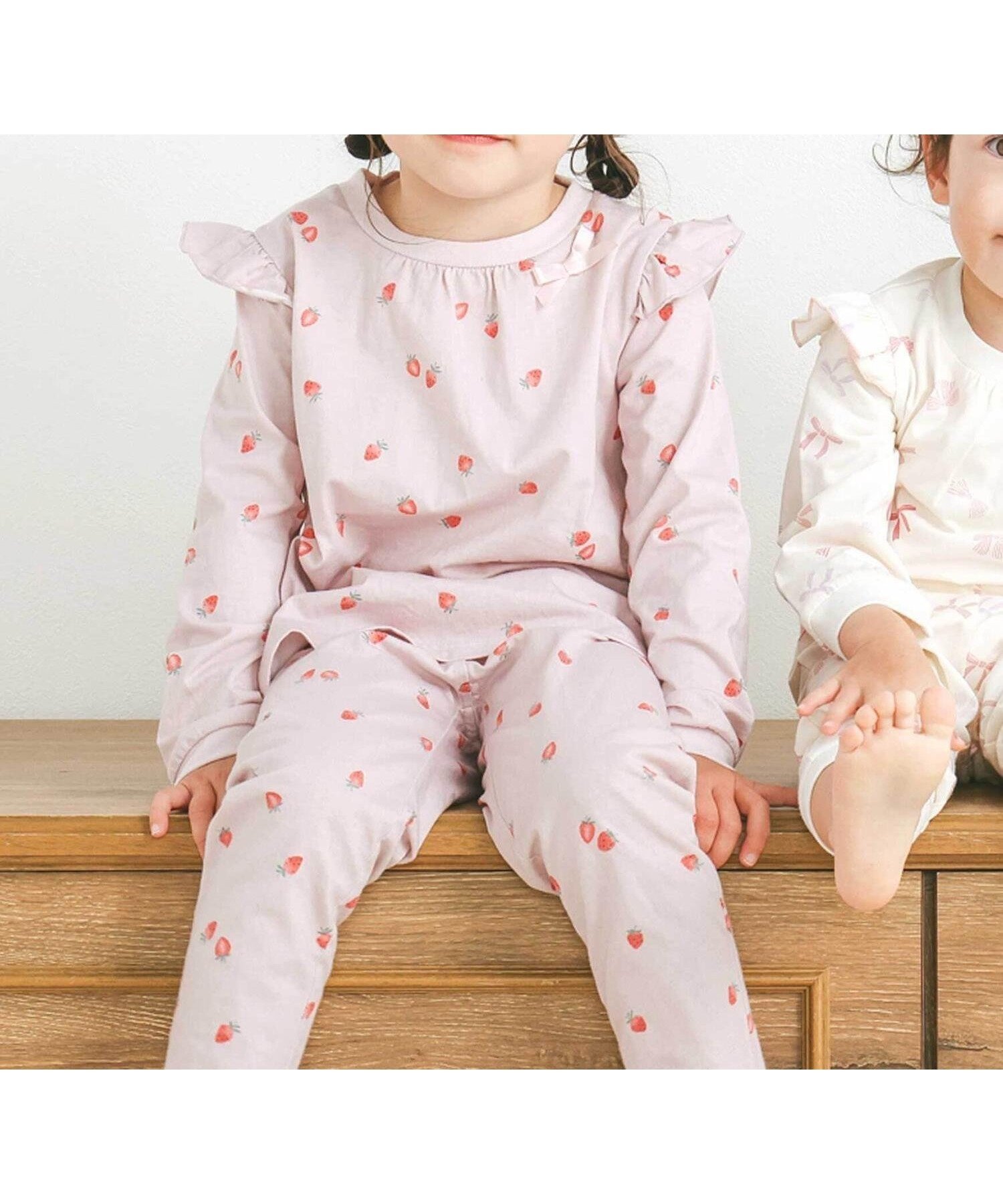 【ベベ オンライン ストア/BEBE ONLINE STORE / KIDS】の【スララク/腹巻き一体型】みんな快眠!みんみんパジャマ 上下セット(80~130cm) 人気、トレンドファッション・服の通販 founy(ファニー) 　ファッション　Fashion　キッズファッション　Fashion for Kids　春　Spring　チェック　Check, Plaid, Tartan　デニム　Denim, Jeans Material　パジャマ　Pajamas, Sleepwear　パステル　Pastel, Soft Color　フリル　Frill, Ruffle　フレンチ　French, French Style　モチーフ　Motif, Design Theme　リボン　Ribbon, Bow　A/W・秋冬　Autumn/Winter　S/S・春夏　SS, Spring/Summer, Warm Season　夏　Summer　エレガント 上品　Elegant　2025年　2025　2025春夏・S/S　Spring/Summer 2025 SS25　 other-1|ID: prp329100004824291 ipo3291000000035085004