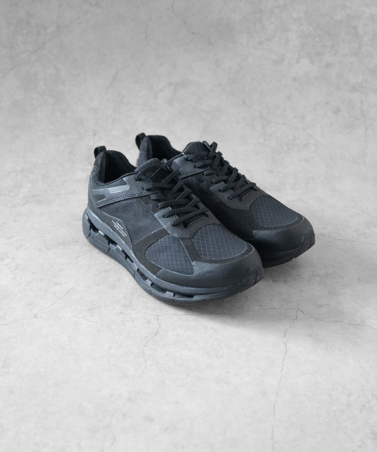 【コンポジット/composite】のMOISTHROUGH360 特許取得・通気防水システム採用 モイスルー360 全天候型スニーカー 人気、トレンドファッション・服の通販 founy(ファニー) 　ファッション　Fashion　レディースファッション　Fashion for Women　シューズ　Shoes, Footwear　スニーカー　Sneakers, Trainers　パフォーマンス　Performance, Active Function　メッシュ　Mesh, Net Fabric　 other-1|ID: prp329100004824409 ipo3291000000035086279