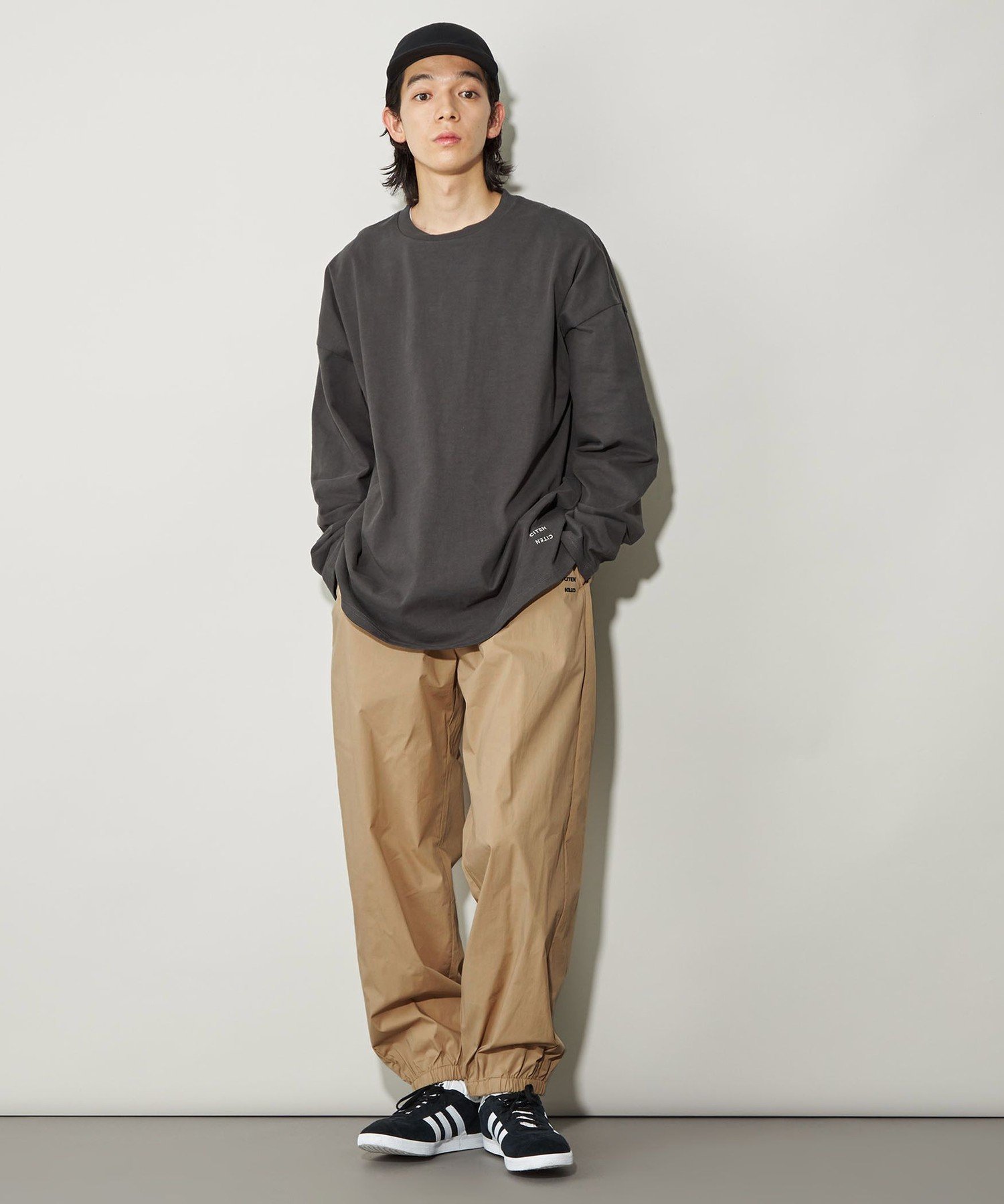 【シテン/CITEN】のCITEN イージートラックパンツ インテリア・キッズ・メンズ・レディースファッション・服の通販 founy(ファニー) 　ファッション　Fashion　レディースファッション　Fashion for Women　パンツ　Pants & Trousers　イエロー　Yellow　スピンドル　Spindle, Drawcord　タイプライター　Typewriter Fabric, Crisp Cotton　定番　Standard, Basic Item　フィット　Fit, Slim Fit　ブラウジング　Blouson Silhouette, Cinched Waist　プレーン　Plain, Simple　ボーダー　Border, Stripe　半袖　Short Sleeve, Half Sleeve　ワンポイント　One Point, Statement Accent　A/W・秋冬　Autumn/Winter　BEIGE|ID: prp329100004824447 ipo3291000000035086740