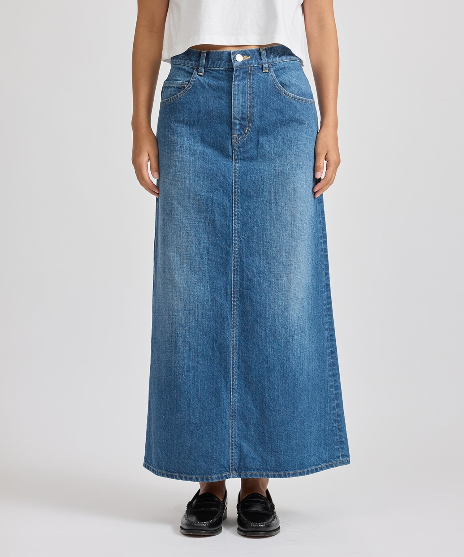 【サタデイズ ニューヨークシティ/SATURDAYS NYC】のLinh Denim Long Skirt インテリア・キッズ・メンズ・レディースファッション・服の通販 founy(ファニー) 　ファッション　Fashion　レディースファッション　Fashion for Women　スカート　Skirts　ロングスカート　Long Skirts / Maxi & Midi Skirts　デニム　Denim, Jeans Material　パッチ　Patch, Appliqué　ロング　Long, Long-Length　日本製　Made In Japan　サックス(48)|ID: prp329100004824544 ipo3291000000035087726