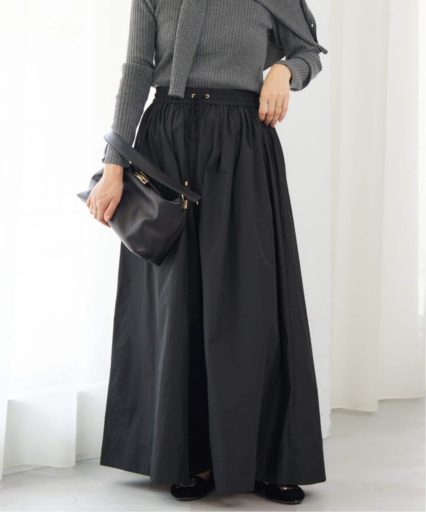 【イエナ/IENA】のメモリータフタギャザースカート 人気、トレンドファッション・服の通販 founy(ファニー) 　ファッション　Fashion　レディースファッション　Fashion for Women　スカート　Skirts　2025年　2025　2025-2026秋冬・A/W　Autumn/Winter 2025–26 AW25–26　おすすめ　Recommended / Our Picks　ギャザー　Gathered, Ruffled　シンプル　Simple, Minimal　タフタ　Taffeta, Structured Fabric　ボックス　Boxy, Box Shape　旅行　Travel　A/W・秋冬　Autumn/Winter　 other-1|ID: prp329100004824552 ipo3291000000035087843