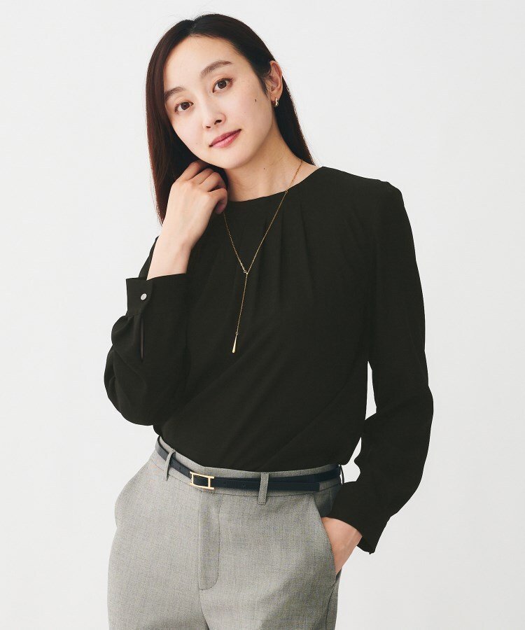 【アンタイトル/UNTITLED】の【洗える/フォーマル/スーツインナー】タックブラウス インテリア・キッズ・メンズ・レディースファッション・服の通販 founy(ファニー) 　ファッション　Fashion　レディースファッション　Fashion for Women　トップス・カットソー　Cut & Sew Tops　シャツ・ブラウス・オフィスカジュアル　Elegant Blouses & Button-Ups　おすすめ　Recommended / Our Picks　インナー　Innerwear　ジャケット　Jacket, Outerwear　ジョーゼット　Georgette, Semi-Sheer Fabric　ストレッチ　Stretch, Stretchy Fabric　スマート　Smart, Elegant　スーツ　Suit, Formalwear　ドレープ　Drape, Draping Fabric　パウダー　Powder, Soft Tone　フォーマル　Formal, Dressy　メタル　Metal, Metal Parts　エレガント 上品　Elegant　洗える　Machine Washable　ブラック|ID: prp329100004824616 ipo3291000000035088782