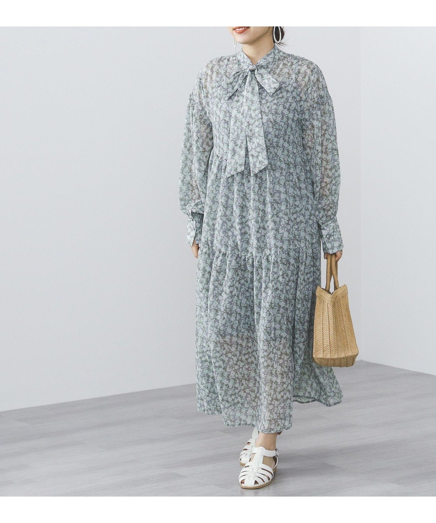 【ビームス ウイメン/BEAMS】のBEAMS HEART / 柄2WAY ワンピース インテリア・キッズ・メンズ・レディースファッション・服の通販 founy(ファニー) 　ファッション　Fashion　レディースファッション　Fashion for Women　ワンピース　Dresses　インナー　Innerwear　カラフル　Colorful Design　シフォン　Chiffon, Lightweight Fabric　スタンド　Stand Collar, Upright Stand　フレア　Flare, Flared　プリント　Print, Printed Pattern　ペチコート　Petticoat, Underskirt　GREEN花柄|ID: prp329100004824629 ipo3291000000035089041