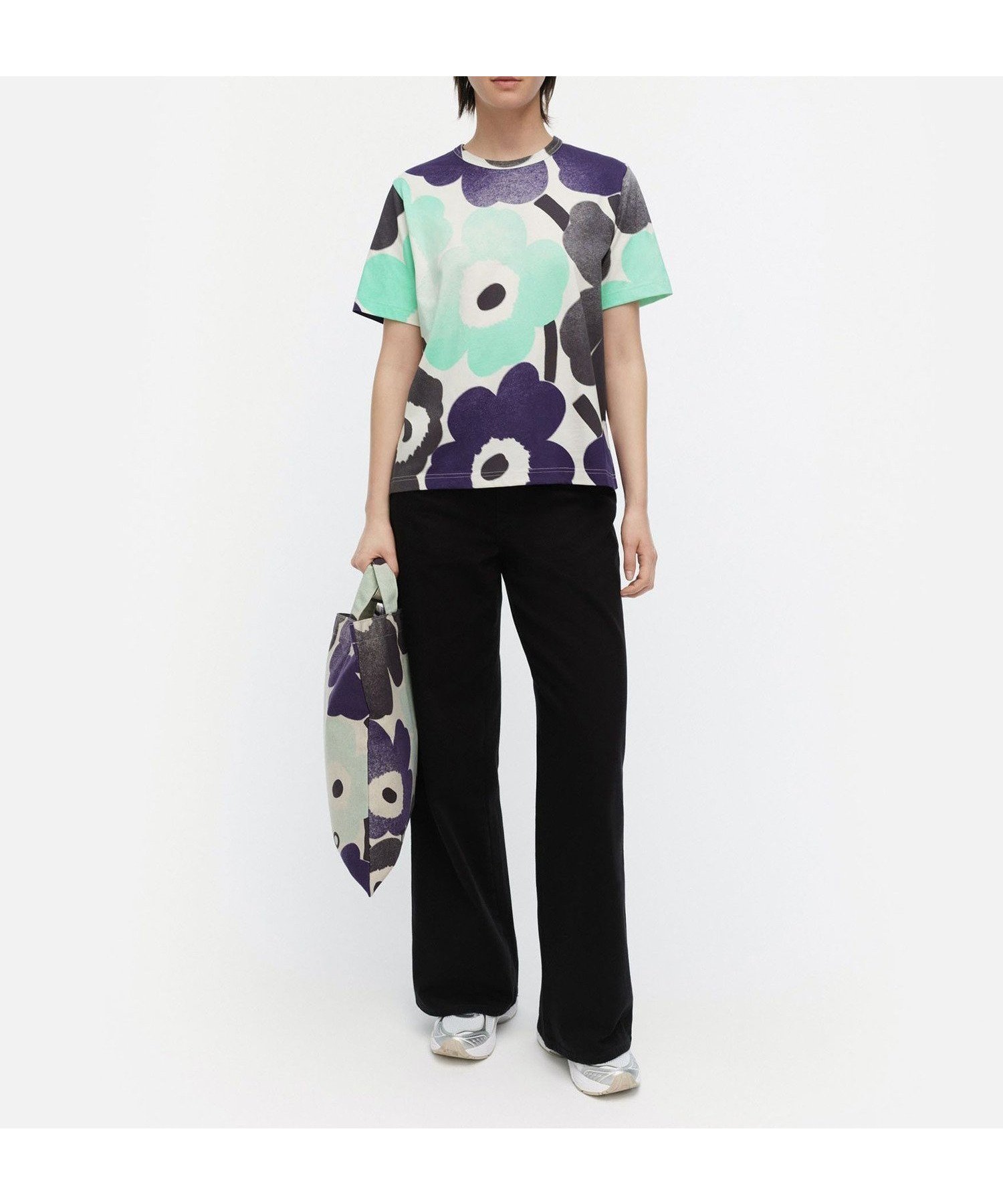 【マリメッコ/marimekko】の【アジア限定】Erna Unikko Tシャツ 人気、トレンドファッション・服の通販 founy(ファニー) 　ファッション　Fashion　レディースファッション　Fashion for Women　トップス・カットソー　Cut & Sew Tops　シャツ・ブラウス・オフィスカジュアル　Elegant Blouses & Button-Ups　ロングTシャツ・Tシャツ　Longline T-Shirts & Tees　スマート　Smart, Elegant　フィット　Fit, Slim Fit　 other-1|ID: prp329100004824735 ipo3291000000035090746