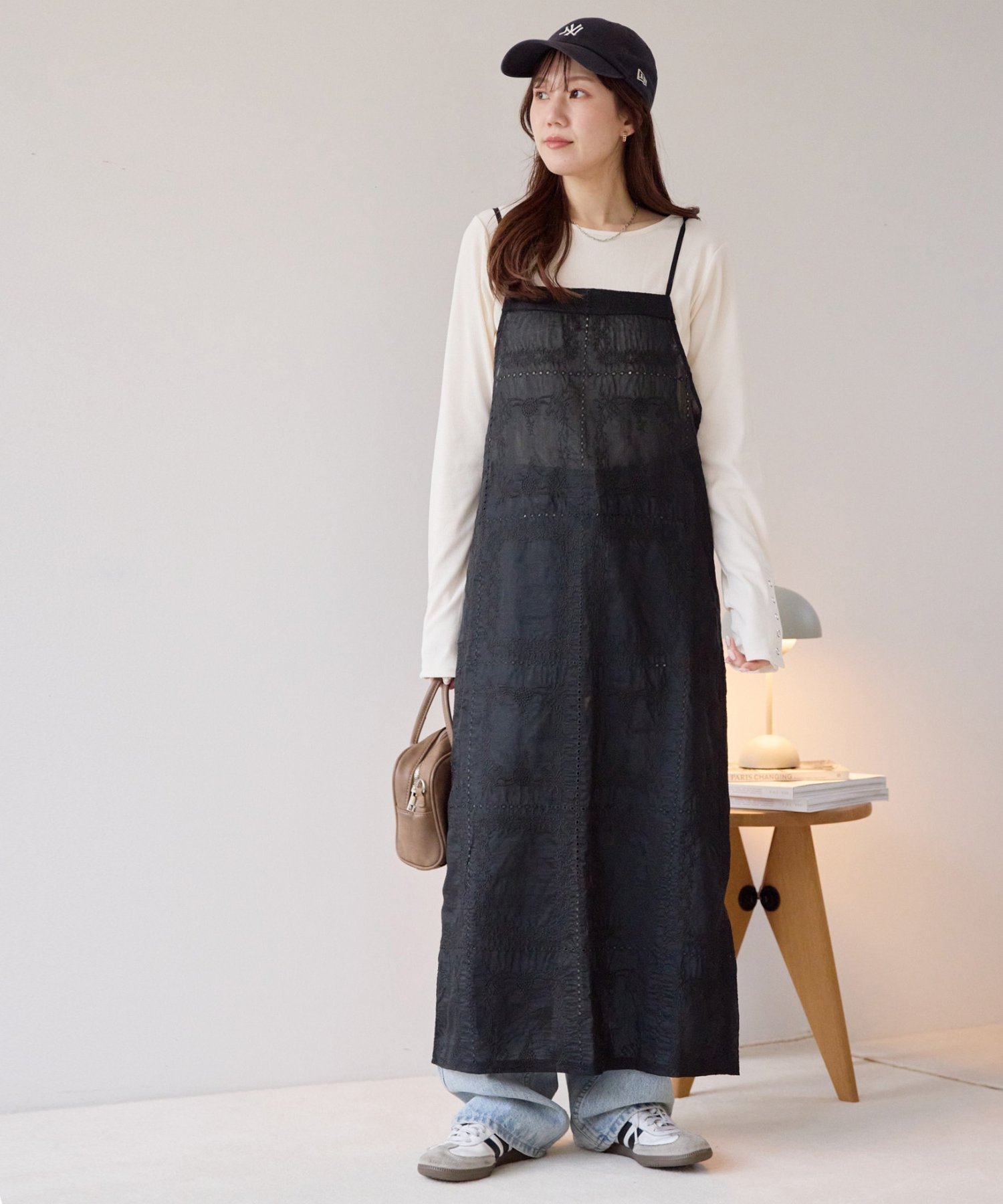 【ディスコート/Discoat】の【SS先行 】パッチワークレースキャミワンピース インテリア・キッズ・メンズ・レディースファッション・服の通販 founy(ファニー) 　ファッション　Fashion　レディースファッション　Fashion for Women　ワンピース　Dresses　キャミソールワンピース　Camisole Dresses　ブラック|ID: prp329100004824739 ipo3291000000035090769