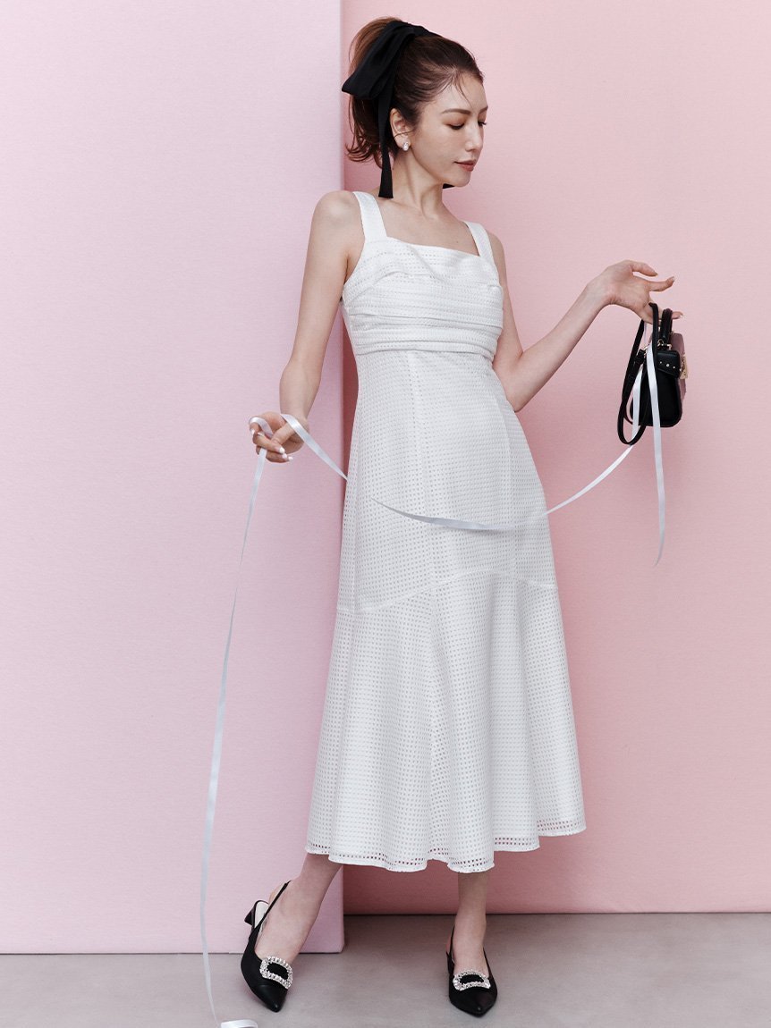 【セルフォード/CELFORD】の【CELFORD×MIKA】ショルダーリボンワンピース 人気、トレンドファッション・服の通販 founy(ファニー) 　ファッション　Fashion　レディースファッション　Fashion for Women　ワンピース　Dresses　アクセサリー　Fashion Accessories　インナー　Innerwear　オーガンジー　Organza Fabric　シアー　Sheer, See-Through　スマート　Smart, Elegant　デコルテ　Décolleté, Neckline　ドット　Polka Dot, Dot Pattern　フレア　Flare, Flared　プリント　Print, Printed Pattern　メッシュ　Mesh, Net Fabric　ラップ　Wrap, Wrap Design　リボン　Ribbon, Bow　ループ　Loop, Loop Knit　エレガント 上品　Elegant　 other-1|ID: prp329100004824769 ipo3291000000035091190