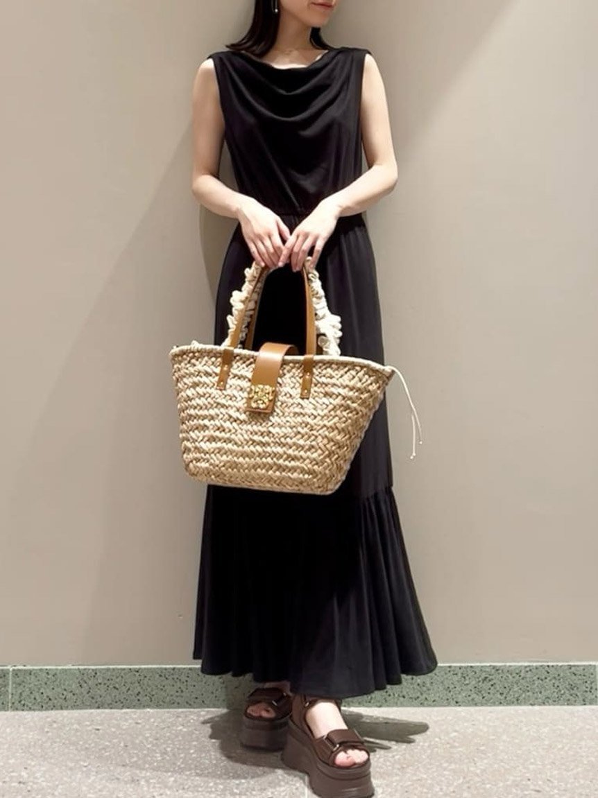 【スナイデル/SNIDEL】の【WEB限定カラーあり】ドレープネックカットワンピース 人気、トレンドファッション・服の通販 founy(ファニー) 　ファッション　Fashion　レディースファッション　Fashion for Women　ワンピース　Dresses　カットソー　Cut and Sewn Top　ストレート　Straight, Straight Cut　スマート　Smart, Elegant　トレンド　Trend, Trending Now　フィット　Fit, Slim Fit　リゾート　Resort, Vacation Style　リボン　Ribbon, Bow　おすすめ　Recommended / Our Picks　夏　Summer　旅行　Travel　 other-1|ID: prp329100004824811 ipo3291000000035091834