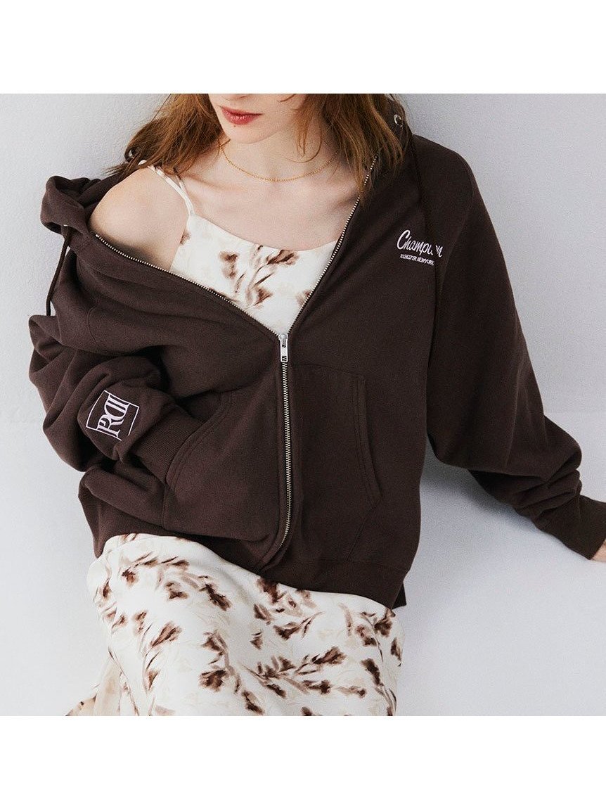 【フレイ アイディー/FRAY I.D】のChampion】フルジップパーカ インテリア・キッズ・メンズ・レディースファッション・服の通販 founy(ファニー) 　ファッション　Fashion　レディースファッション　Fashion for Women　トップス・カットソー　Cut & Sew Tops　レディースパーカー・カジュアルフーディー　Casual Hoodies & Sweatshirts　春　Spring　秋　Autumn　シルバー　Silver, Metallic Silver　シンプル　Simple, Minimal　スマート　Smart, Elegant　スリーブ　Sleeve, Long Sleeve / Short Sleeve　パッチ　Patch, Appliqué　フロント　Front, Front Design　ベーシック　Basic, Essential　ルーズ　Loose, Oversized　S/S・春夏　SS, Spring/Summer, Warm Season　おすすめ　Recommended / Our Picks　夏　Summer　BRW[058]|ID: prp329100004824846 ipo3291000000035092327