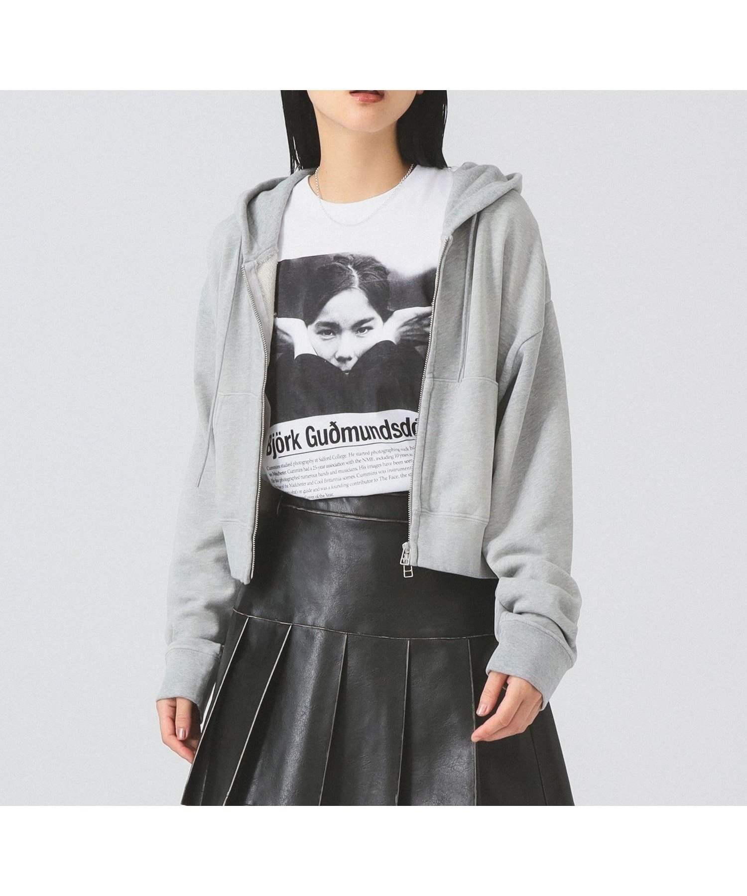 【ビームス ウイメン/BEAMS】のスウェット ジップ フーディー 人気、トレンドファッション・服の通販 founy(ファニー) 　ファッション　Fashion　レディースファッション　Fashion for Women　トップス・カットソー　Cut & Sew Tops　レディースパーカー・カジュアルフーディー　Casual Hoodies & Sweatshirts　スウェット・クルーネックトップス　Sweatshirts & Crewnecks / Relaxed Fit Sweat Tops　クロップド　Cropped, Short Length　コンパクト　Compact, Small Size　ショート　Short, Short Length　ジップ　Zip, Zipper　ジャケット　Jacket, Outerwear　スウェット / スエット　Sweatshirt, Sweatwear　スラックス　Slacks, Dress Pants　デニム　Denim, Jeans Material　バランス　Balance, Style Balance　フロント　Front, Front Design　おすすめ　Recommended / Our Picks　 other-1|ID: prp329100004824847 ipo3291000000035092345