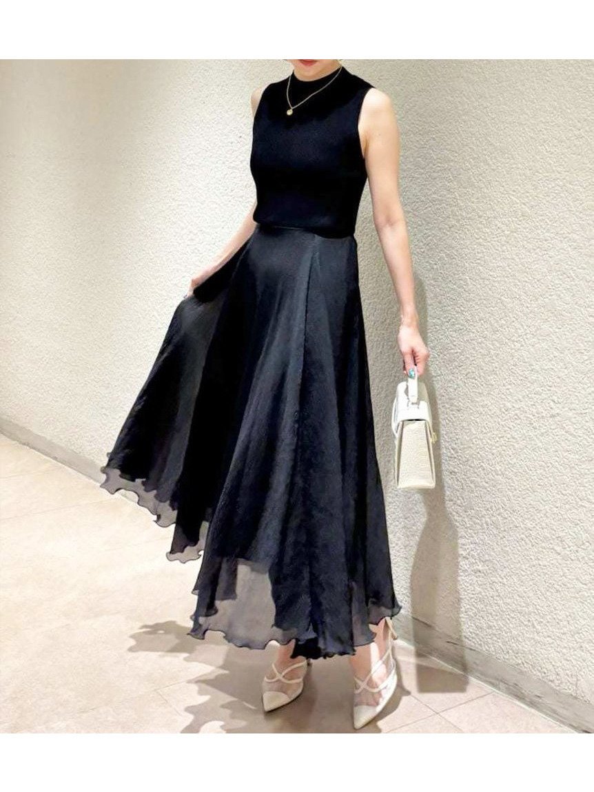 【リリーブラウン/Lily Brown】の【WEB限定カラー/00サイズ】フレアニットドッキングワンピース インテリア・キッズ・メンズ・レディースファッション・服の通販 founy(ファニー) 　雑誌掲載アイテム　Magazine Picks & Fashion Features　ファッション雑誌　Fashion Magazines　クラッシィ　CLASSY.　ファッション　Fashion　レディースファッション　Fashion for Women　ワンピース　Dresses　9月号　September Issue　シンプル　Simple, Minimal　スマート　Smart, Elegant　雑誌　Magazine, Fashion Magazine　ドッキング　Docking, Mixed Material　バランス　Balance, Style Balance　フィット　Fit, Slim Fit　フレア　Flare, Flared　リブニット　Rib Knit, Ribbed Knit　BLK[009]|ID: prp329100004824852 ipo3291000000035092401