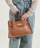 【フリークスストア/FREAK'S STORE】のTRERO/シュリンク クロア トートバッグ M/ レザーショルダーバッグ 25AW 人気、トレンドファッション・服の通販 founy(ファニー) ファッション Fashion レディースファッション Fashion for Women バッグ Bags 2025年 2025 2025-2026秋冬・A/W Autumn/Winter 2025–26 AW25–26 冬 Winter / This Winter マグネット Magnet, Magnetic Closure リュクス Luxury, Elegant, High-End, Chic エレガント 上品 Elegant A/W・秋冬 Autumn/Winter 財布 Wallet, Purse thumbnail キャメル|ID: prp329100004824880 ipo3291000000035092831