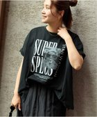 【ジャーナルスタンダード/JOURNAL STANDARD】の別注 LIFE ポンチョTシャツ 人気、トレンドファッション・服の通販 founy(ファニー) ファッション Fashion レディースファッション Fashion for Women アウター Coat / Outerwear Collection ポンチョ・ケープコート Ponchos & Capes トップス・カットソー Cut & Sew Tops シャツ・ブラウス・オフィスカジュアル Elegant Blouses & Button-Ups ロングTシャツ・Tシャツ Longline T-Shirts & Tees 2025年 2025 2025-2026秋冬・A/W Autumn/Winter 2025–26 AW25–26 スタンダード Standard, Basic プリント Print, Printed Pattern ポンチョ Poncho, Cape Style ワイド Wide, Wide Fit 人気 Popular, Best Seller 別注 Limited Edition, Custom Order thumbnail ブラック|ID: prp329100004824958 ipo3291000000035094466