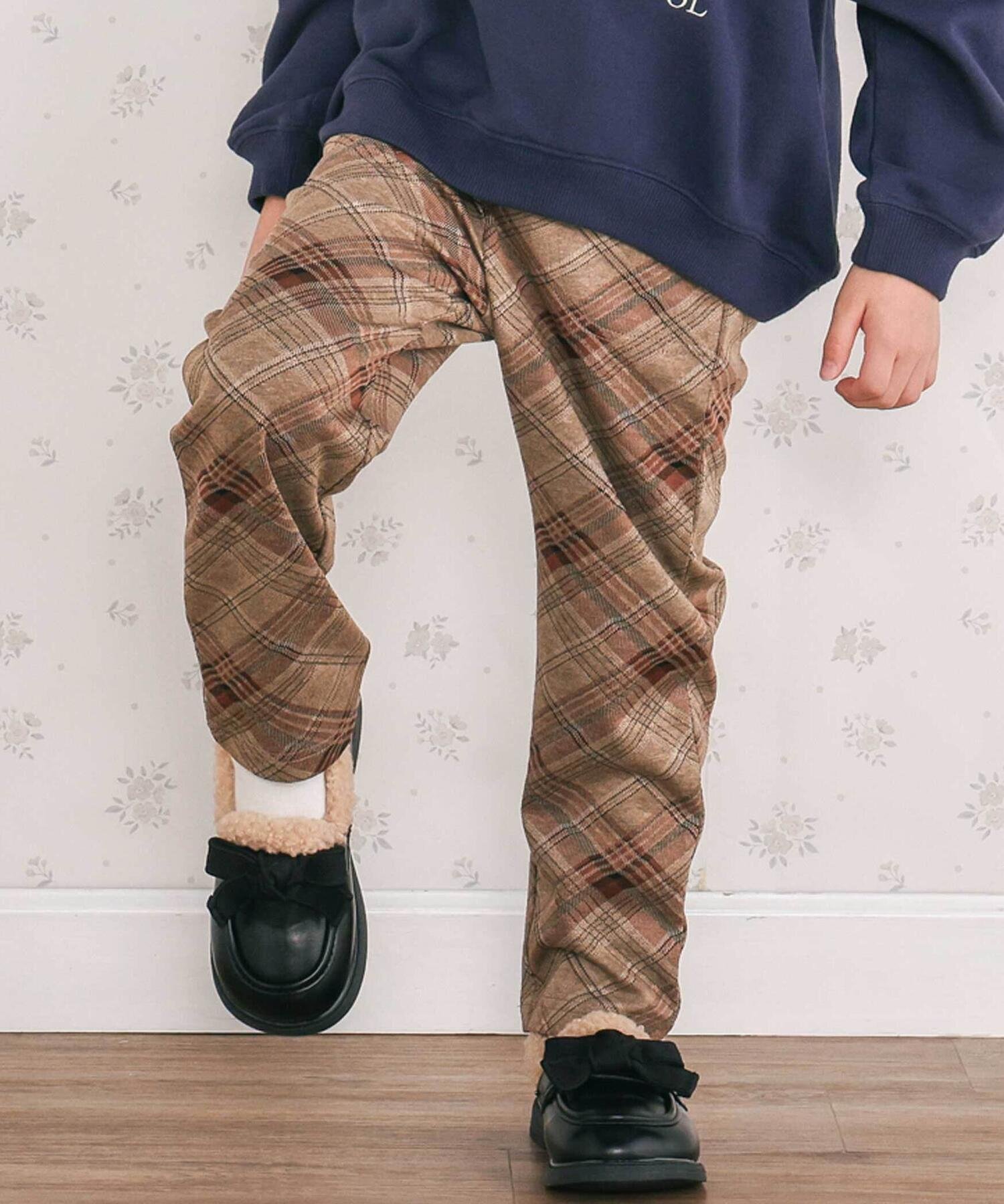 【ベベ オンライン ストア/BEBE ONLINE STORE / KIDS】の【お揃い】チェックくるま総柄ロングパンツ(80~130cm) インテリア・キッズ・メンズ・レディースファッション・服の通販 founy(ファニー) 　ファッション　Fashion　キッズファッション　Fashion for Kids　ボトムス　Bottoms　秋　Autumn　カラフル　Colorful Design　コレクション　Collection, Seasonal Line　シンプル　Simple, Minimal　チェック　Check, Plaid, Tartan　ツイル　Twist, Twisted Detail　フレンチ　French, French Style　ボトム　Bottoms, Lower Wear　ポケット　Pocket, Pocket Detail　ミックス　Mix, Mixed Style　モチーフ　Motif, Design Theme　ロング　Long, Long-Length　A/W・秋冬　Autumn/Winter　おすすめ　Recommended / Our Picks　エレガント 上品　Elegant　2025年　2025　2025-2026秋冬・A/W　Autumn/Winter 2025–26 AW25–26　ブラウン系|ID: prp329100004824965 ipo3291000000035094557
