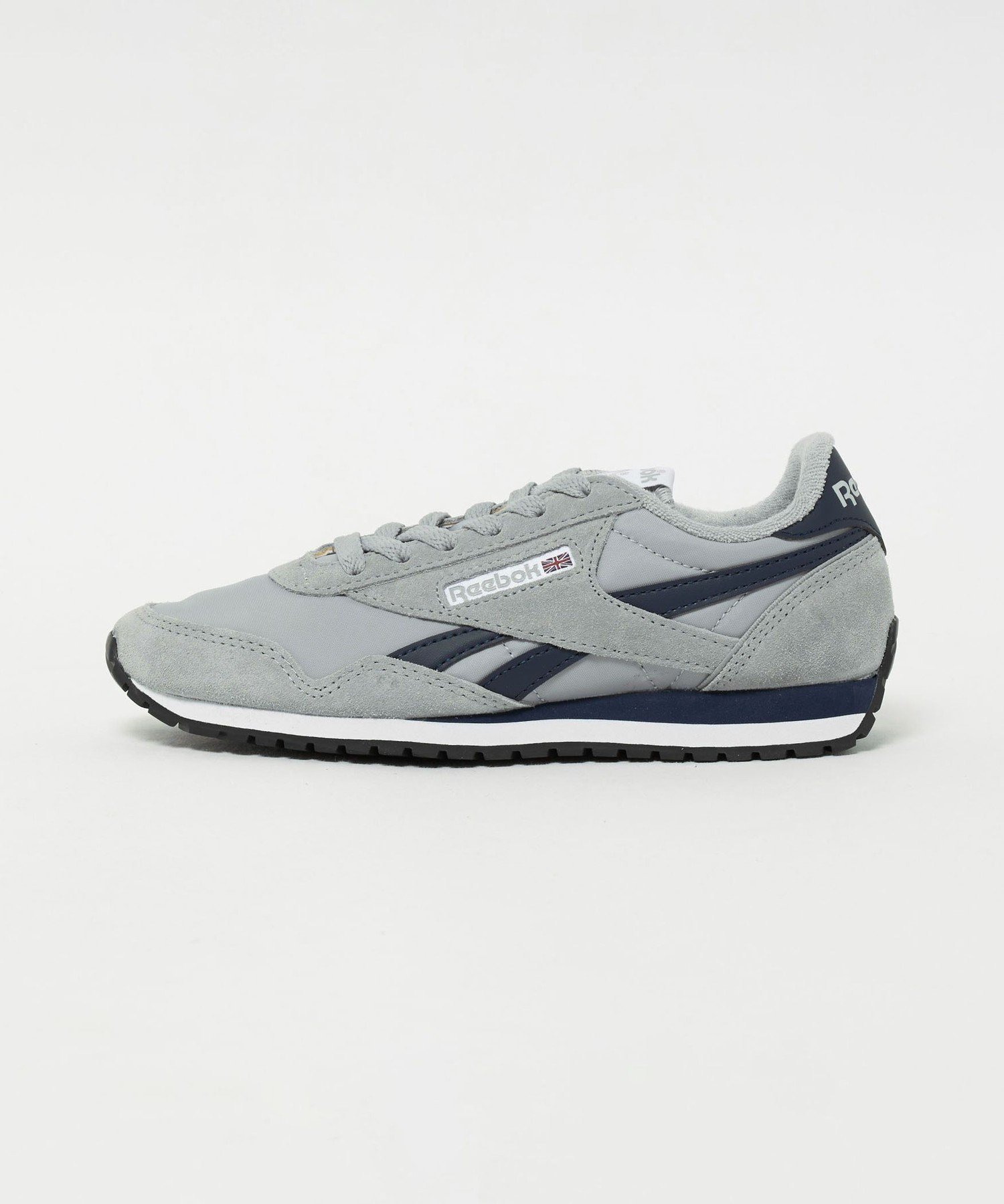 【ユナイテッドアローズ/UNITED ARROWS】のReebok CLASSIC AZ GRAY スニーカー インテリア・キッズ・メンズ・レディースファッション・服の通販 founy(ファニー) 　ファッション　Fashion　レディースファッション　Fashion for Women　シューズ　Shoes, Footwear　ジャケット　Jacket, Outerwear　スニーカー　Sneakers, Trainers　スポーツ　Sports, Activewear　チェック　Check, Plaid, Tartan　デニム　Denim, Jeans Material　トレンド　Trend, Trending Now　人気　Popular, Best Seller　フィット　Fit, Slim Fit　ランニング　Running, Running Wear, Activewear, Jogging　A/W・秋冬　Autumn/Winter　エレガント 上品　Elegant　MD.GRAY|ID: prp329100004825049 ipo3291000000035095379