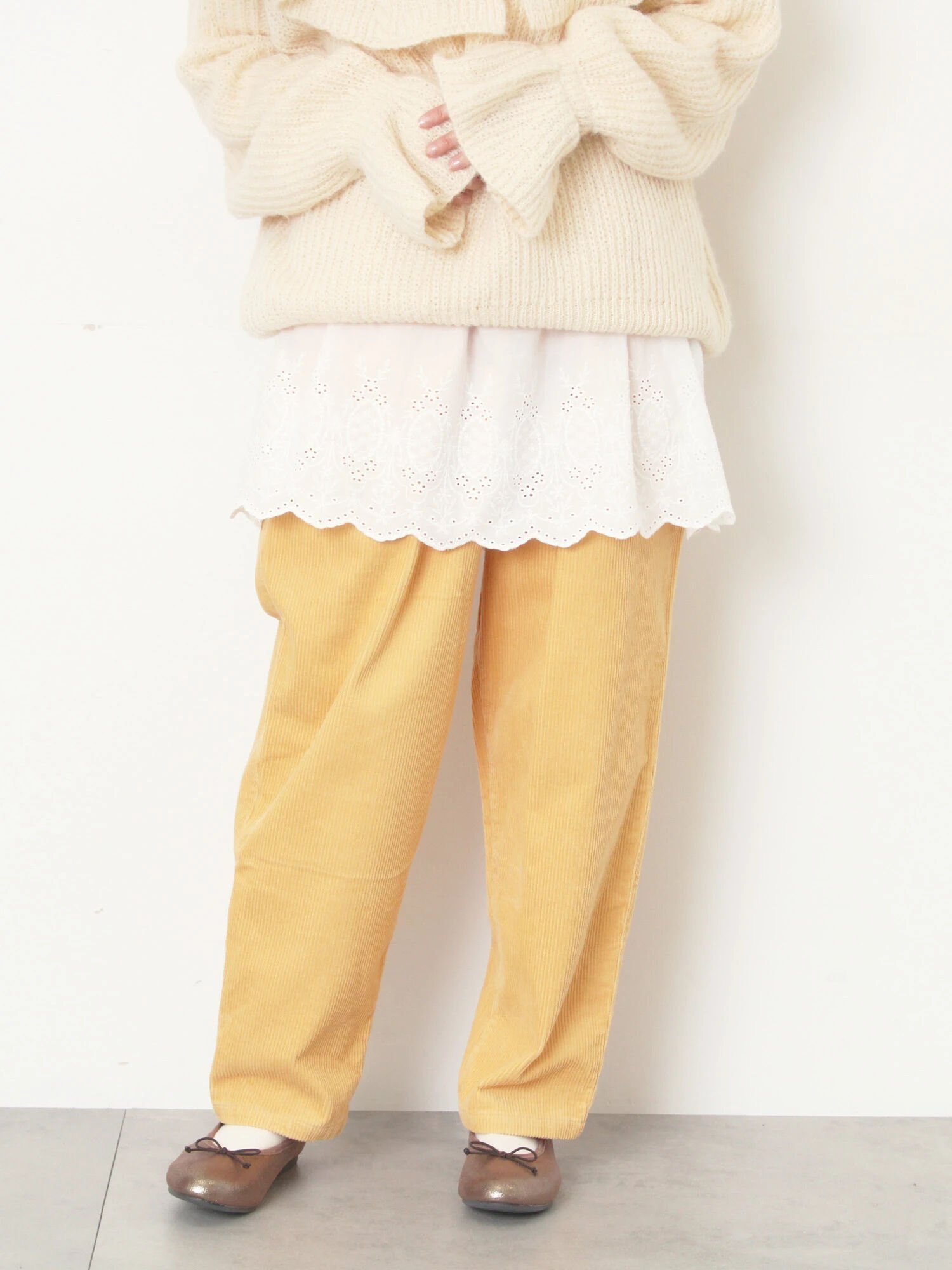 【サマンサモスモス/Samansa Mos2】の【M/Lサイズ】コーディロイテーパードパンツ インテリア・キッズ・メンズ・レディースファッション・服の通販 founy(ファニー) 　ファッション　Fashion　レディースファッション　Fashion for Women　パンツ　Pants & Trousers　コーデュロイ　Corduroy, Cord Fabric　イエロー|ID: prp329100004825068 ipo3291000000035095553