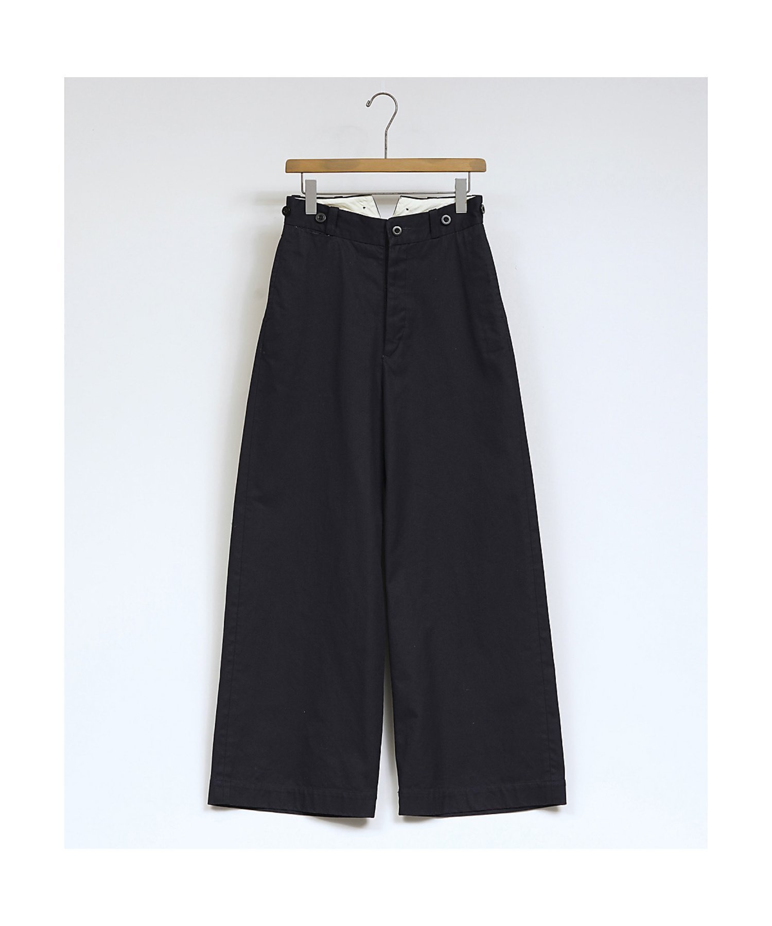 【ナイジェル ケーボン/NIGEL CABOURN】のWOMAN / ワイドチノパンツ インテリア・キッズ・メンズ・レディースファッション・服の通販 founy(ファニー) 　ファッション　Fashion　レディースファッション　Fashion for Women　パンツ　Pants & Trousers　サスペンダー　Suspenders, Braces　ミリタリー　Military, Army Style　ループ　Loop, Loop Knit　ヴィンテージ　Vintage Style　エレガント 上品　Elegant　定番　Standard, Basic Item　ネイビー|ID: prp329100004825076 ipo3291000000035095598