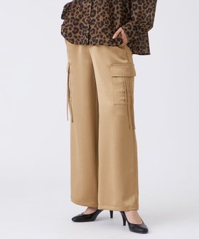 【エヴェックス バイ クリツィア/EVEX by KRIZIA】の【マシンウォッシャブル】ソフトサテンカーゴパンツ 人気、トレンドファッション・服の通販 founy(ファニー) ファッション Fashion レディースファッション Fashion for Women パンツ Pants & Trousers カーゴパンツ Cargo Pants, Utility Pants サテン Satin, Glossy Fabric シンプル Simple, Minimal フラップ Flap, Flap Pocket ボトム Bottoms, Lower Wear ポケット Pocket, Pocket Detail ミリタリー Military, Army Style リボン Ribbon, Bow リラックス Relax, Relaxed Fit エレガント 上品 Elegant A/W・秋冬 Autumn/Winter |ID:prp329100004825080