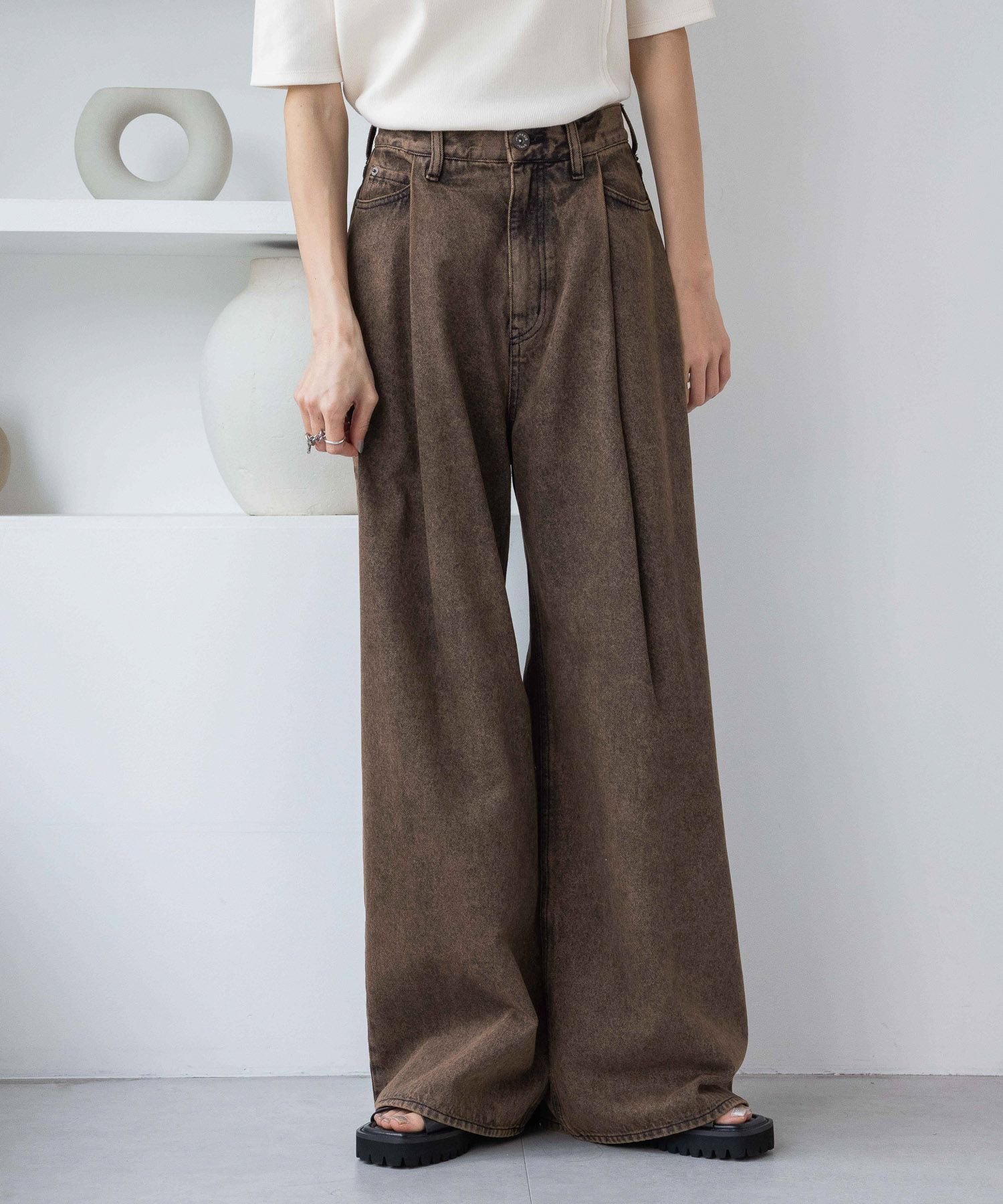 【ジーナシス/JEANASiS】のカラータックデニムワイドパンツ インテリア・キッズ・メンズ・レディースファッション・服の通販 founy(ファニー) 　ファッション　Fashion　レディースファッション　Fashion for Women　パンツ　Pants & Trousers　ヴィンテージ　Vintage Style　カットソー　Cut and Sewn Top　ジャケット　Jacket, Outerwear　スウェット / スエット　Sweatshirt, Sweatwear　デニム　Denim, Jeans Material　ブリーチ　Bleach, Washed Finish　おすすめ　Recommended / Our Picks　ブラウン系その他|ID: prp329100004825112 ipo3291000000035095847